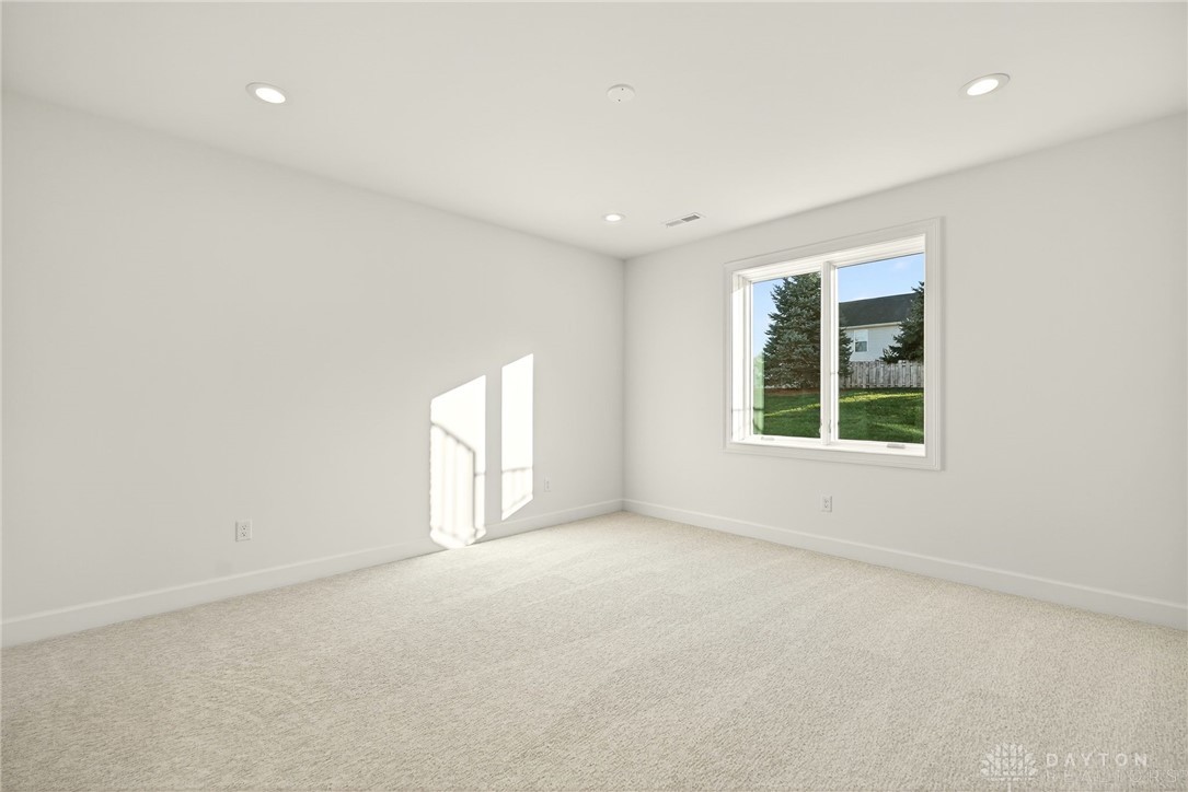 Washington Twp, Ohio, 45458, United States, 5 Bedrooms Bedrooms, ,5 BathroomsBathrooms,Residential,For Sale,1988352