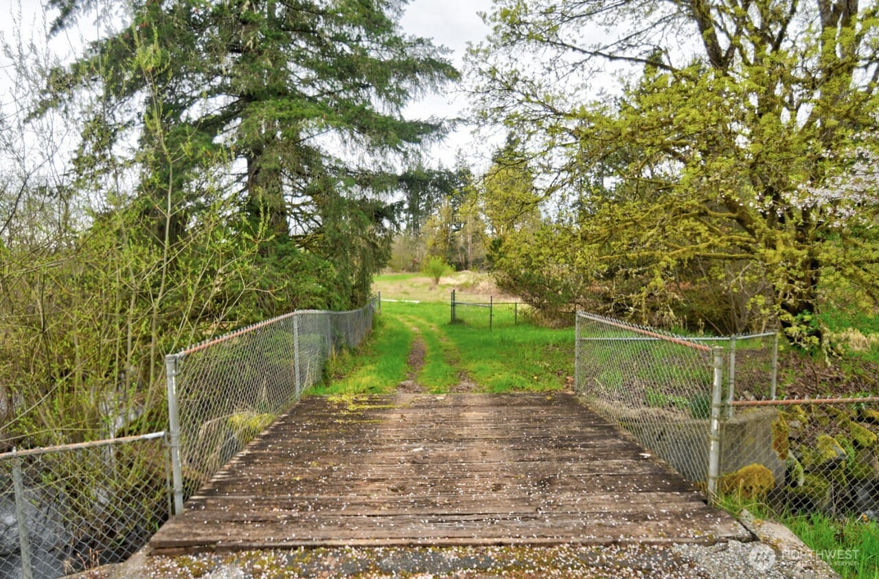 Olympia, Washington, 98512, United States, 4 Bedrooms Bedrooms, ,2 BathroomsBathrooms,Residential,For Sale,1796767