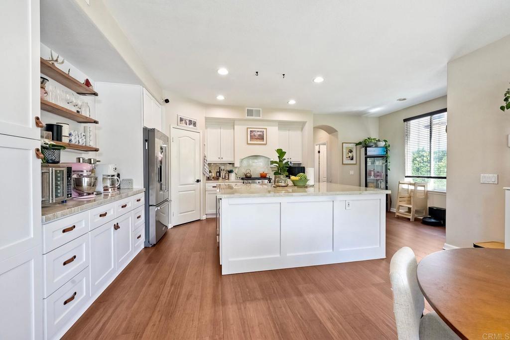 Temecula, California, 92591, United States, 4 Bedrooms Bedrooms, ,3 BathroomsBathrooms,Residential,For Sale,1919463