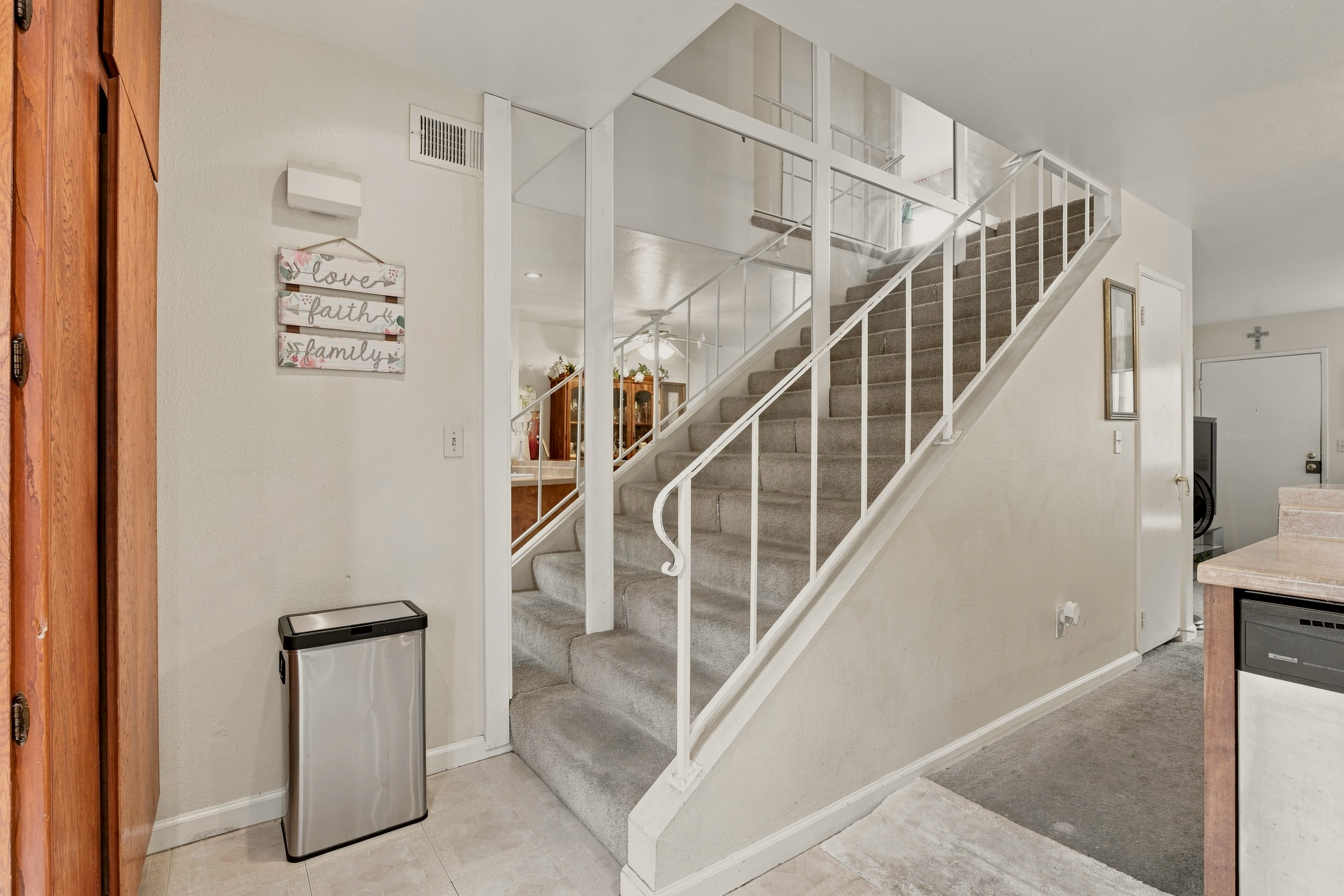  10345 Carefree Drive, Santee, CA 92071 - 物件實景
