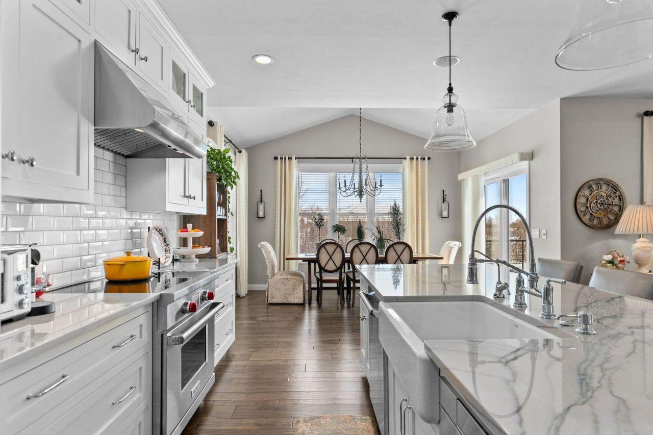 GREENVILLE, Wisconsin, 54942, United States, 4 Bedrooms Bedrooms, ,4 BathroomsBathrooms,Residential,For Sale,1779094