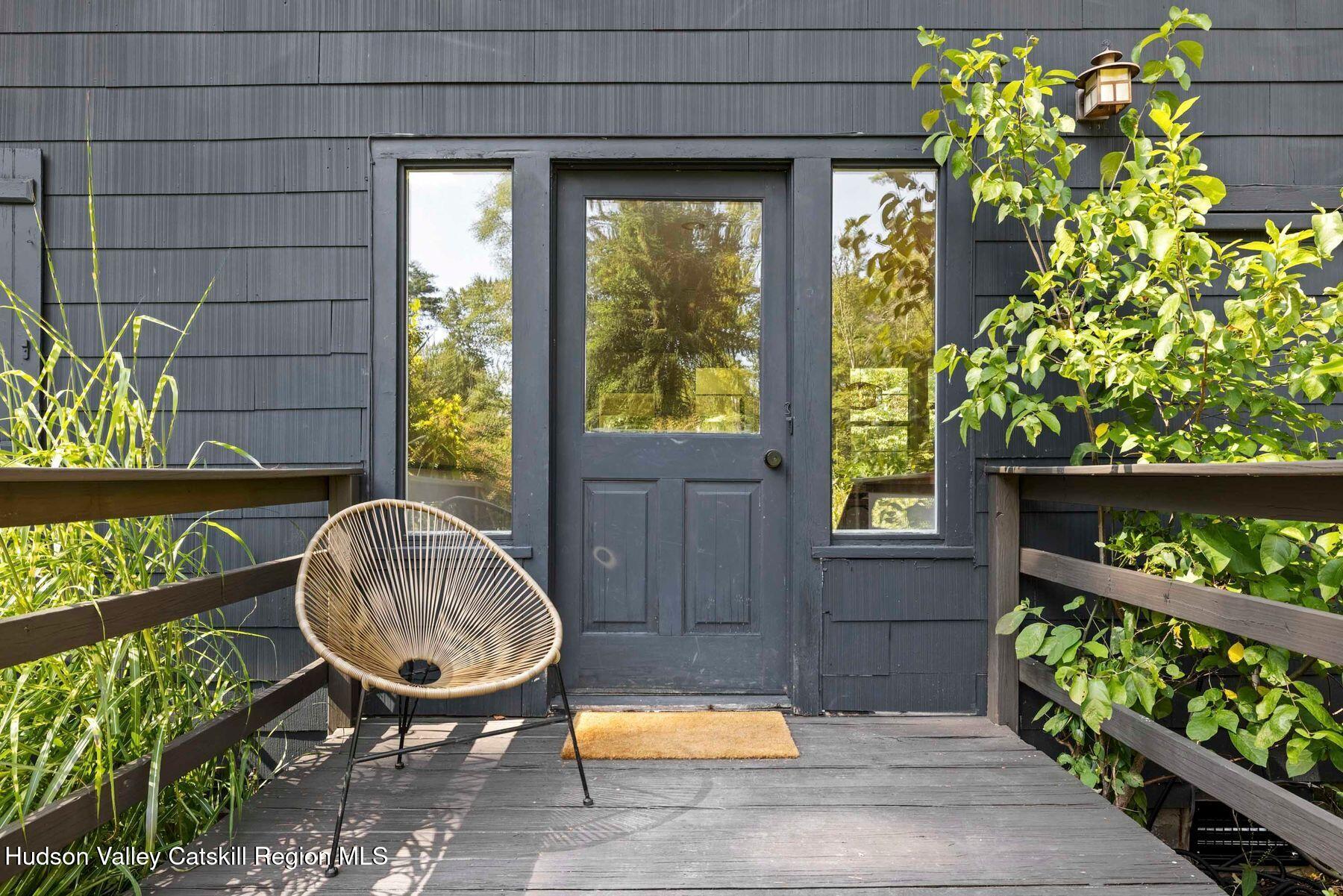 Woodstock, New York, 12409, United States, 2 Bedrooms Bedrooms, ,2 BathroomsBathrooms,Residential,For Sale,1949648