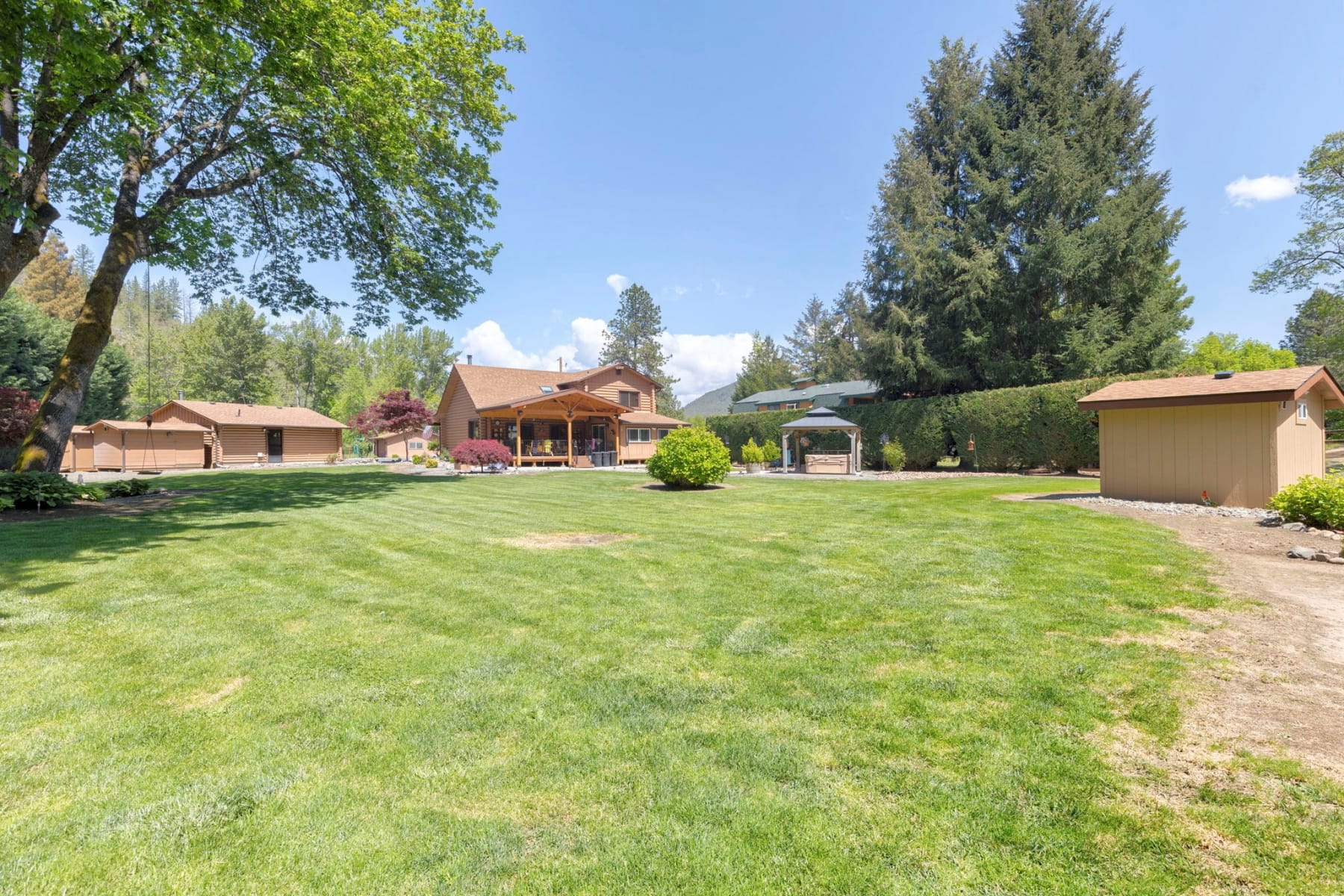  8110 New Hope Road Grants Pass, OR 97527 - 物件實景