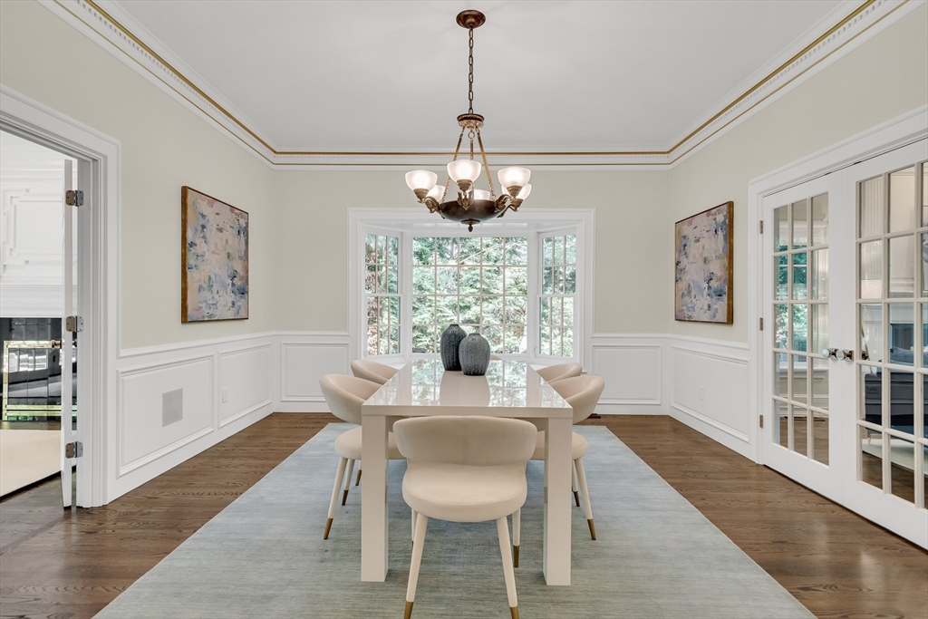 Wellesley, Massachusetts, 02481, United States, 6 Bedrooms Bedrooms, ,8 BathroomsBathrooms,Residential,For Sale,1941628