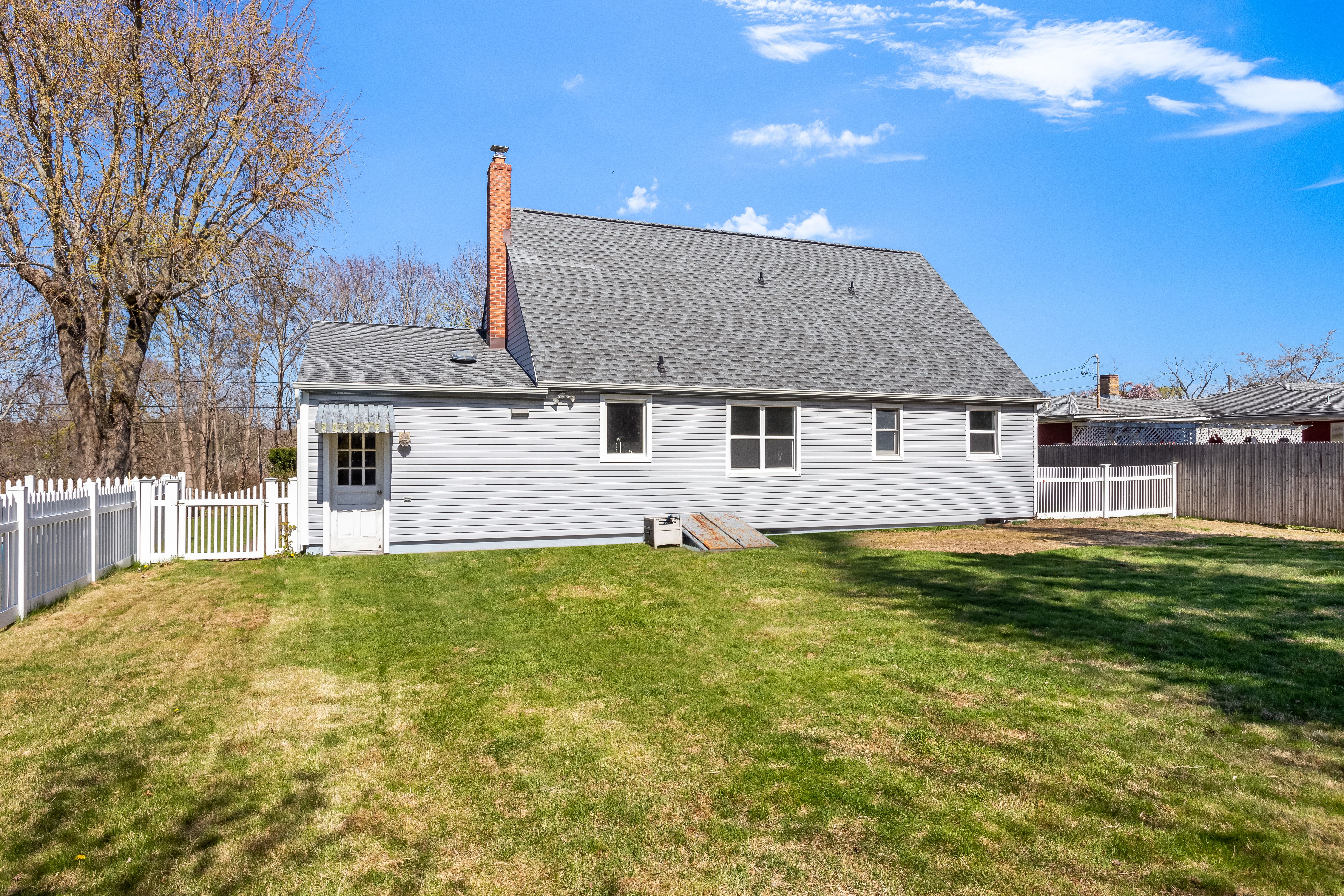  27 Madison Street, Greenport, NY 11944 - 物件實景