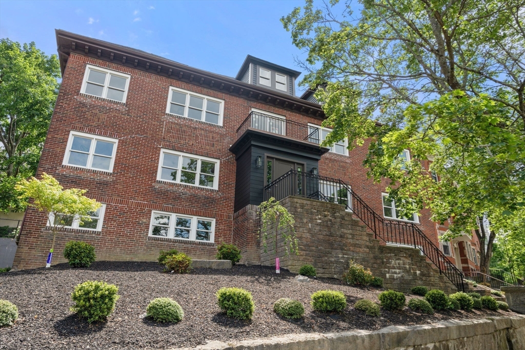 Brookline, Massachusetts, 02445, United States, 5 Bedrooms Bedrooms, ,5 BathroomsBathrooms,Residential,For Sale,1940156