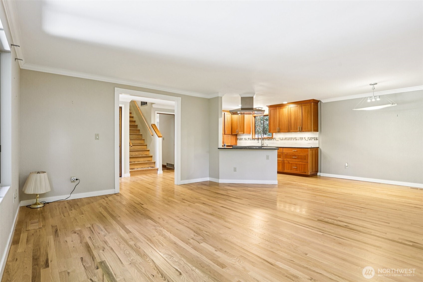 Lake Forest Park, Washington, 98155, United States, 4 Bedrooms Bedrooms, ,2 BathroomsBathrooms,Residential,For Sale,1936982