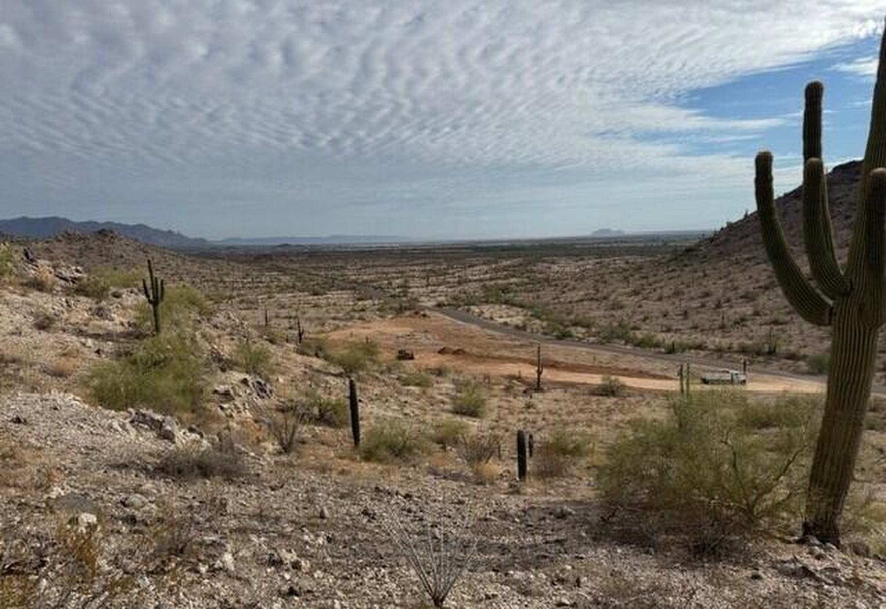  12608 N Sleeping Coyote Drive  Oro Valley, AZ - 物件實景