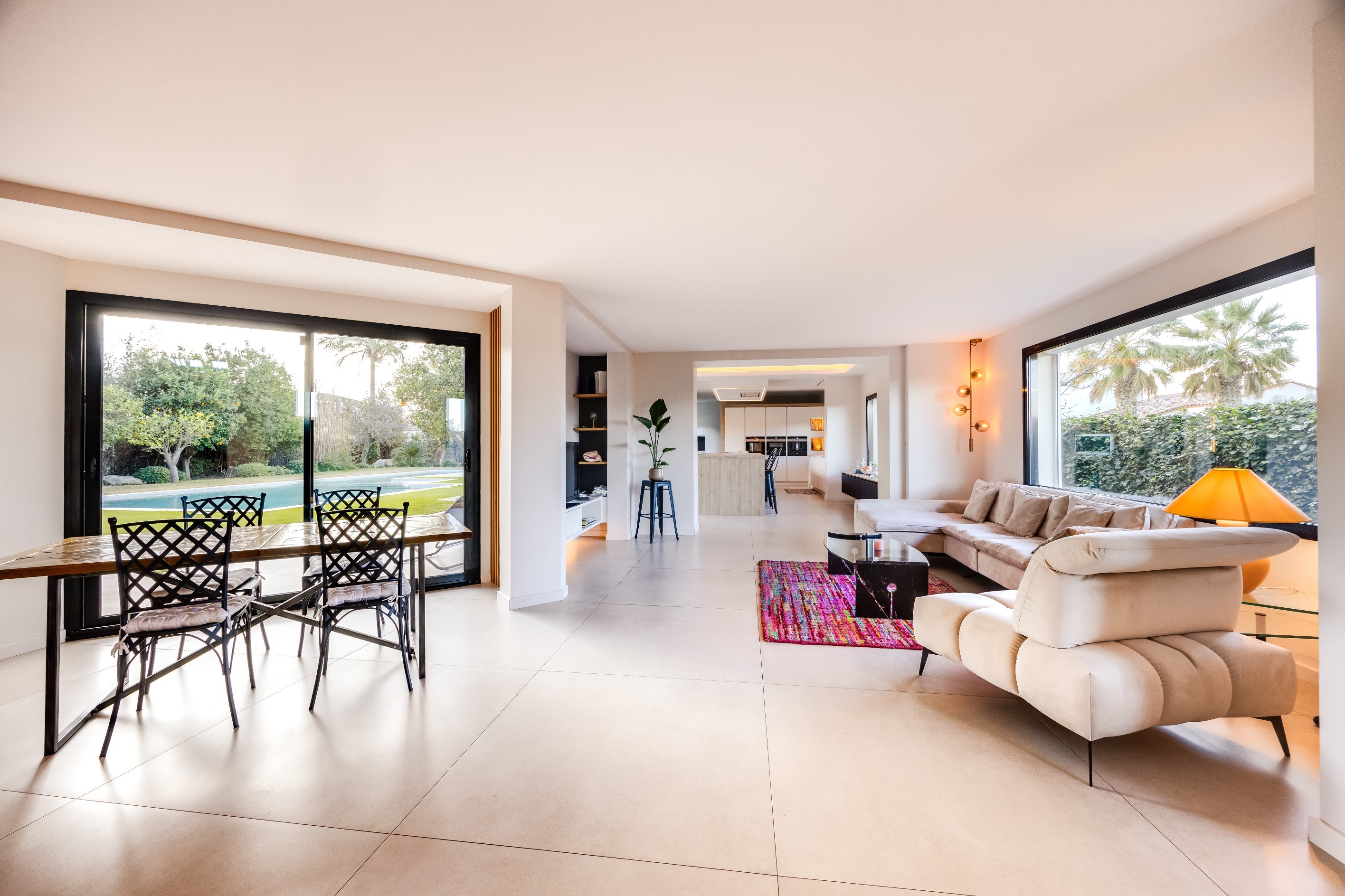  Near Golf, architect-designed villa with swimming pool - 物件實景