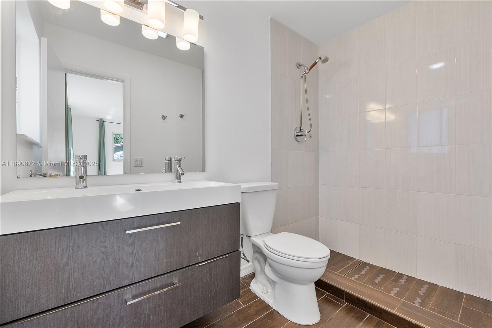 Pembroke Park, Florida, 33023, United States, 3 Bedrooms Bedrooms, ,2 BathroomsBathrooms,Residential,For Sale,1985513