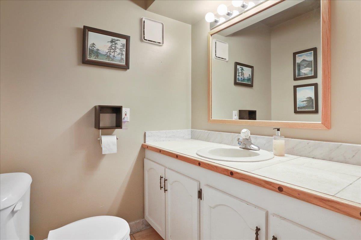 Mcgaheysville, Virginia, 22840, United States, 4 Bedrooms Bedrooms, ,4 BathroomsBathrooms,Residential,For Sale,1877155