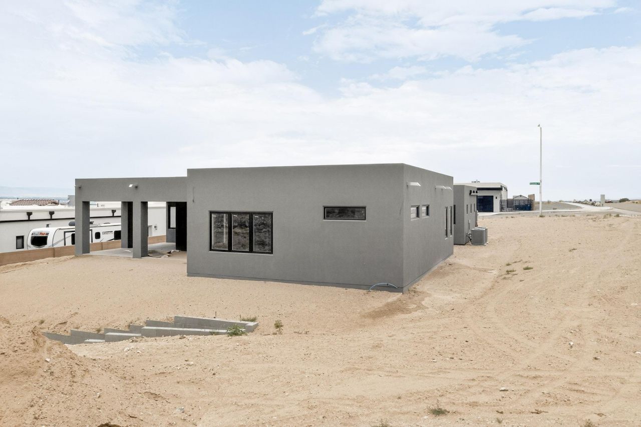 Albuquerque, New Mexico, 87120, United States, 3 Bedrooms Bedrooms, ,3 BathroomsBathrooms,Residential,For Sale,1876398