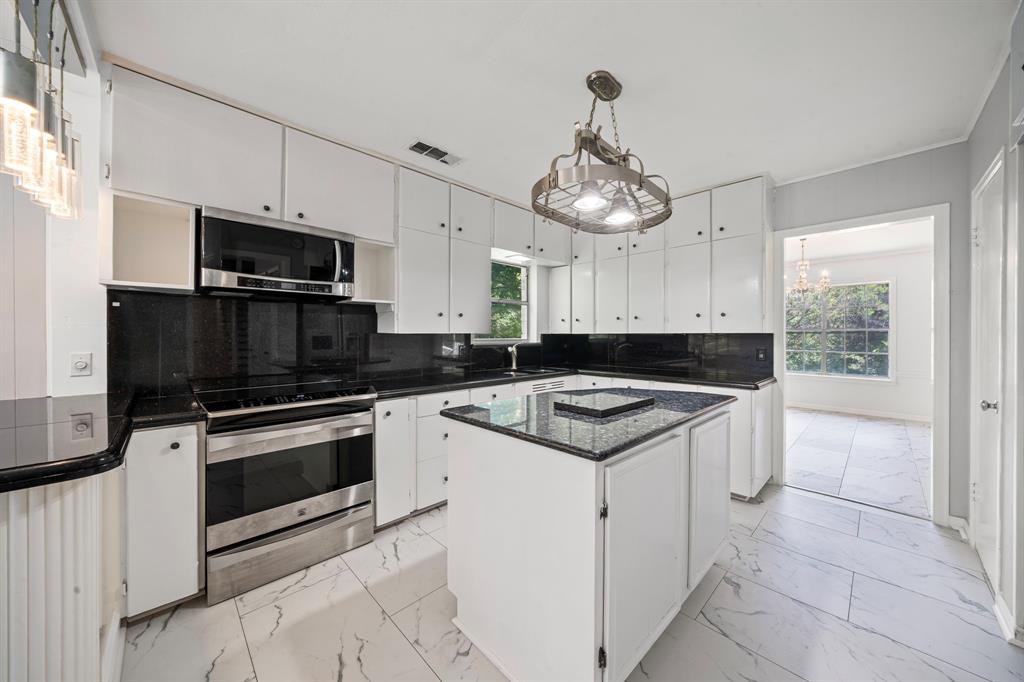 Cedar Hill, Texas, 75104, United States, 3 Bedrooms Bedrooms, ,3 BathroomsBathrooms,Residential,For Sale,1904536