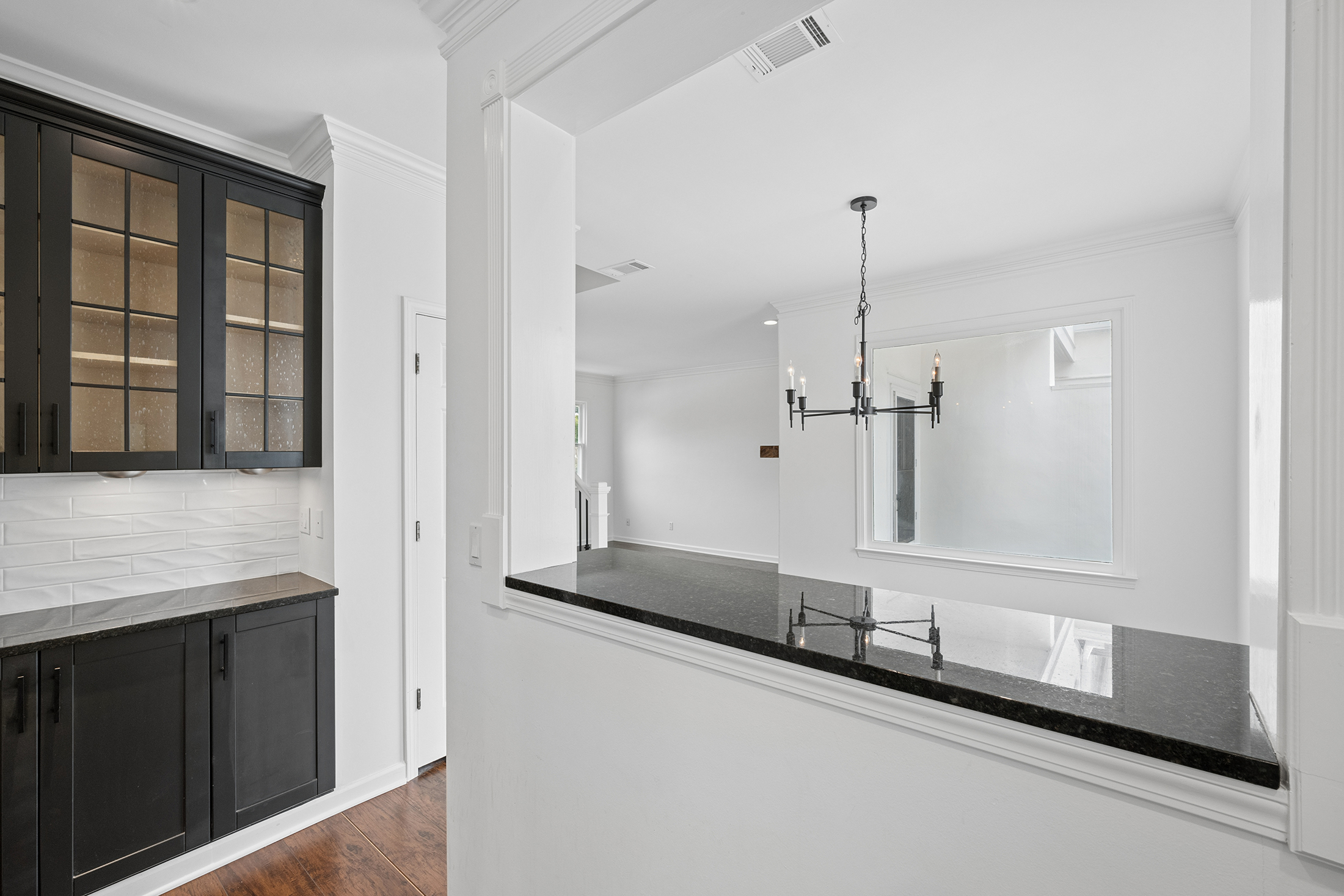  Updated Two-story Condo Tucked inside Intimate Community in Virginia Highland - 物件實景