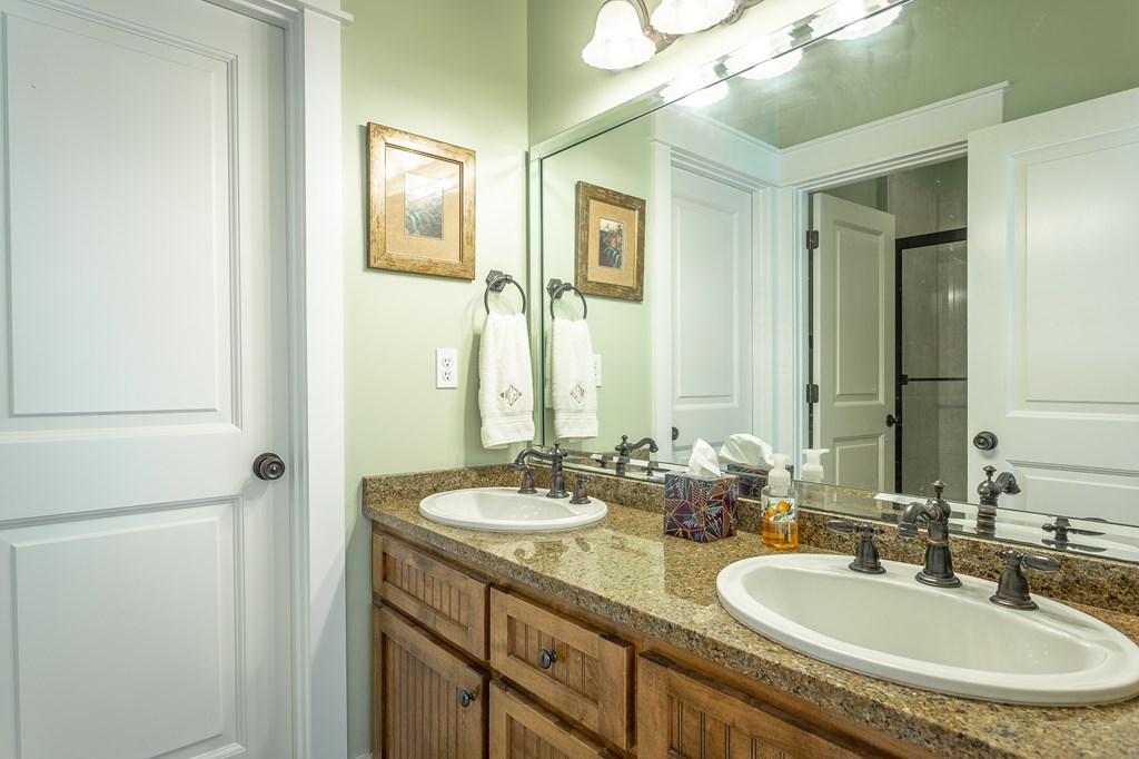 Saint George Island, Florida, 32328, United States, 5 Bedrooms Bedrooms, ,6 BathroomsBathrooms,Residential,For Sale,1976248