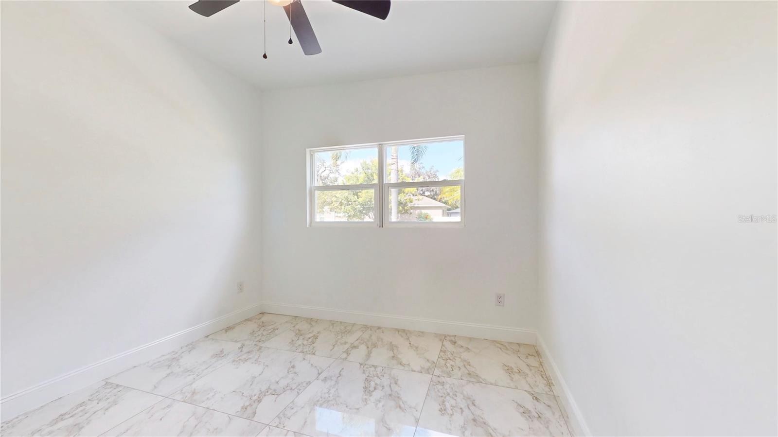 ORLANDO, Florida, 32806, United States, 4 Bedrooms Bedrooms, ,3 BathroomsBathrooms,Residential,For Sale,1879831