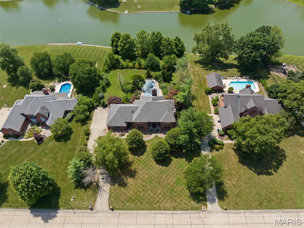 Shiloh, Illinois, 62221, United States, 5 Bedrooms Bedrooms, ,6 BathroomsBathrooms,Residential,For Sale,1890091
