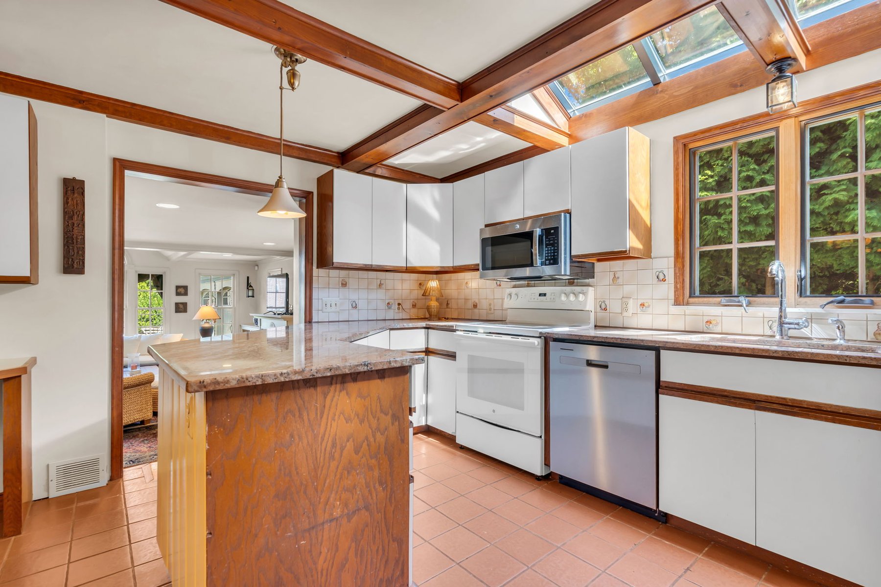 Timeless Colonial in Sea Girt Estates - 物件實景
