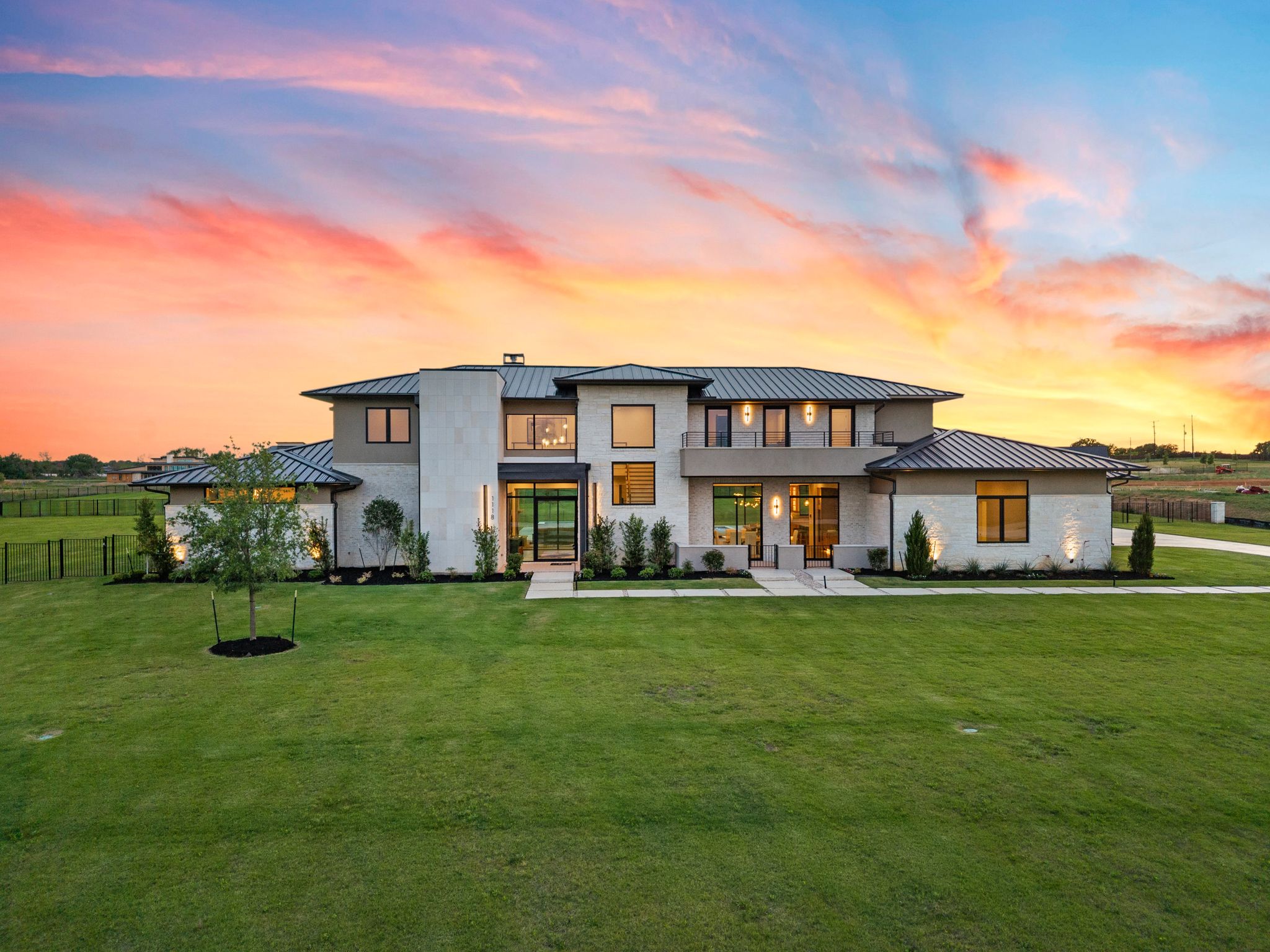  where  intentional luxury, timeless design, and effortless lifestyle meet - 物件實景