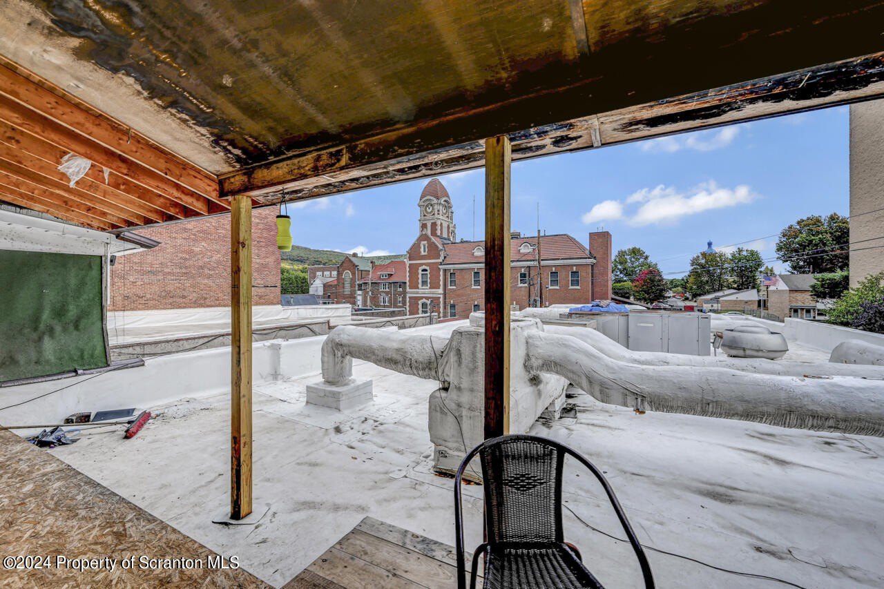 Olyphant, Pennsylvania, 18447, United States, ,Residential,For Sale,1996736