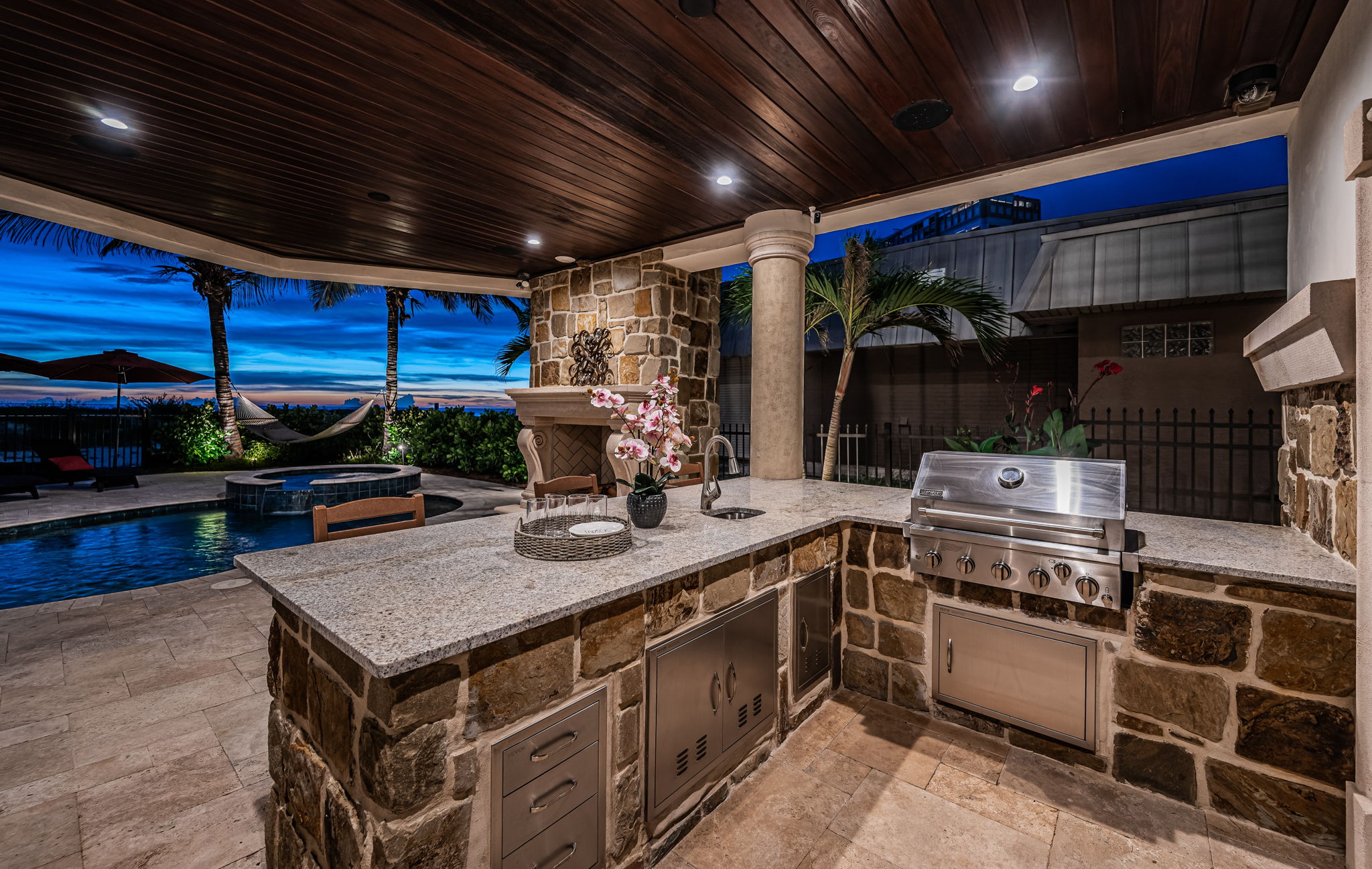 Redington Shores, Florida, 33708, United States, 5 Bedrooms Bedrooms, ,6 BathroomsBathrooms,Residential,For Sale,1921894