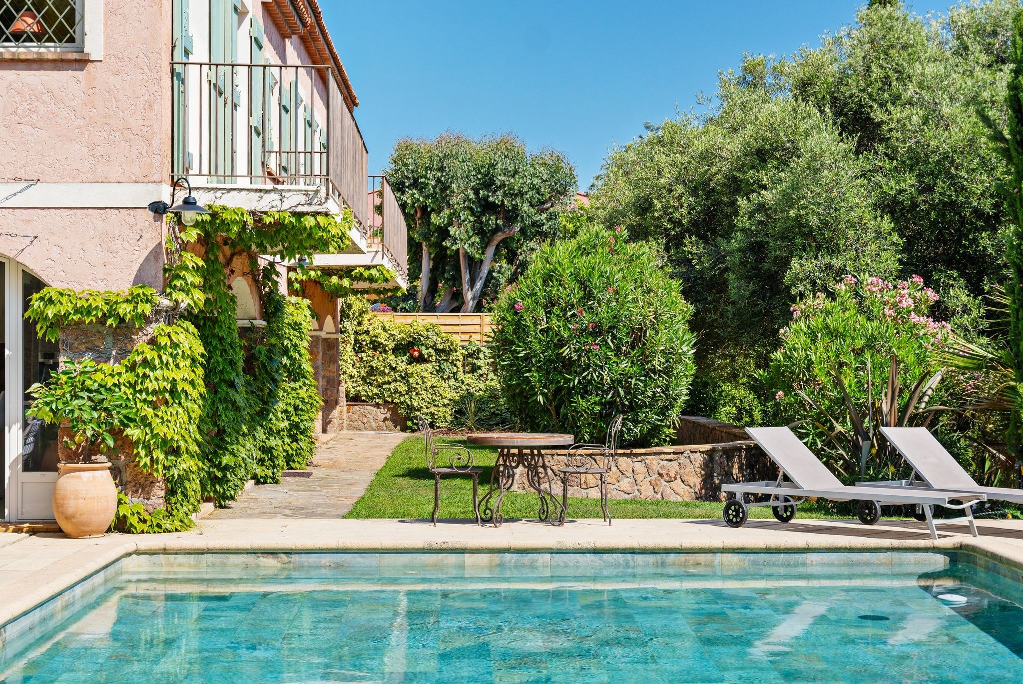  Théoule-sur-Mer elegant provençal villa in a serene natural setting - 物件實景