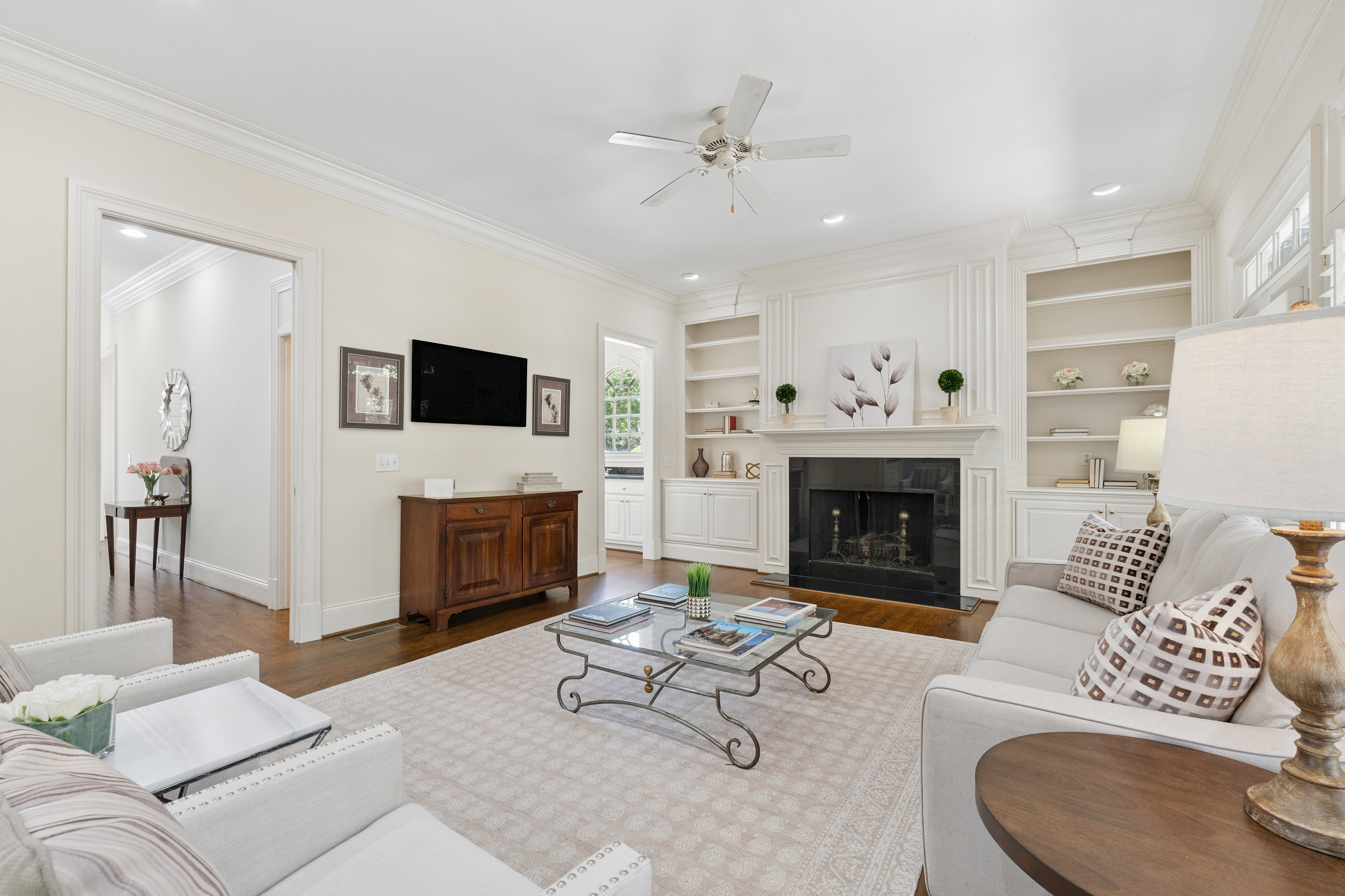  Traditional Cedar Shingle Beauty - 物件實景