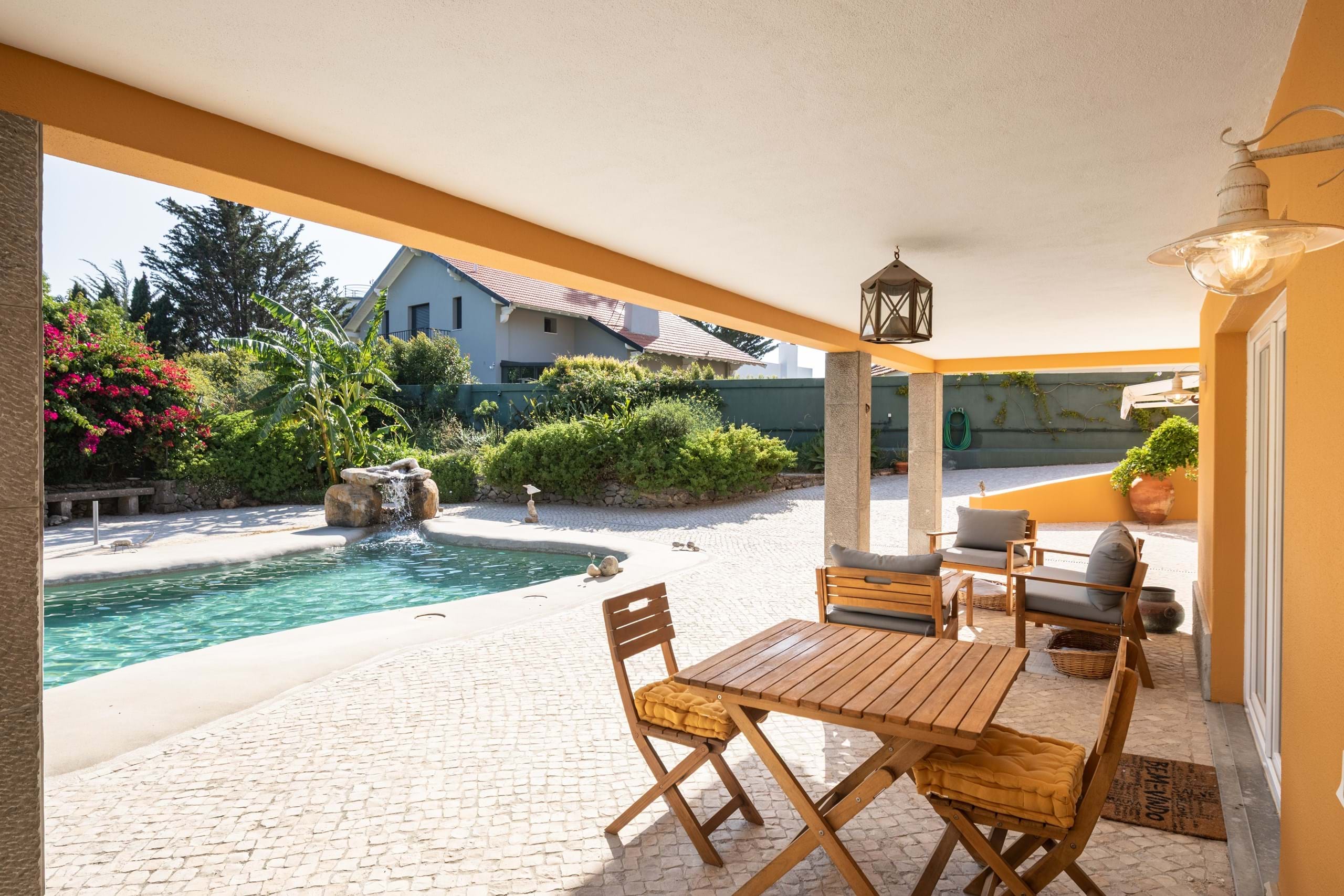 Cascais, Lisbon, 2765-574, PT, 8 Bedrooms Bedrooms, ,3 BathroomsBathrooms,Residential,For Sale,1908272