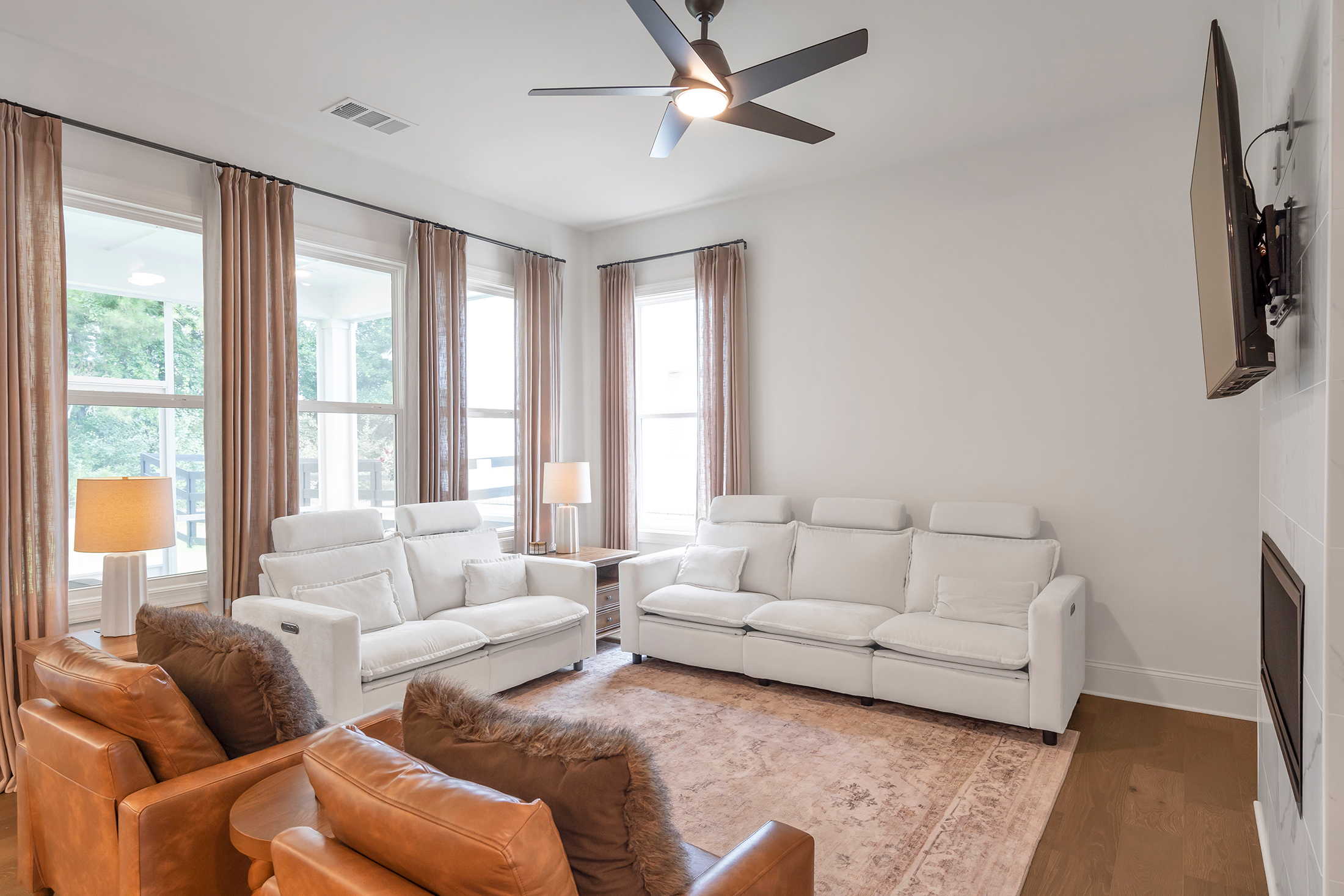  Experience Luxury, Comfort, and Effortless Living - 物件實景