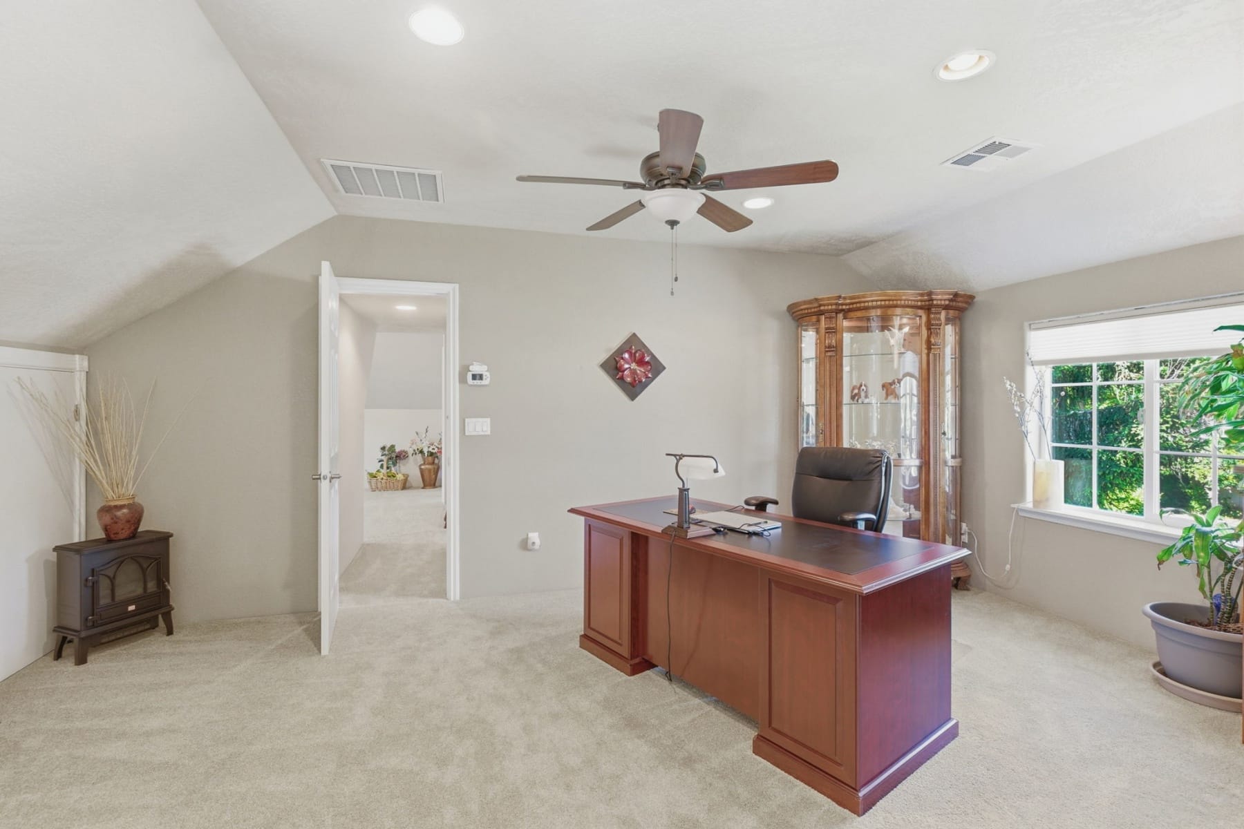  1074 SE Christie Place Grants Pass, OR 97526 - 物件實景