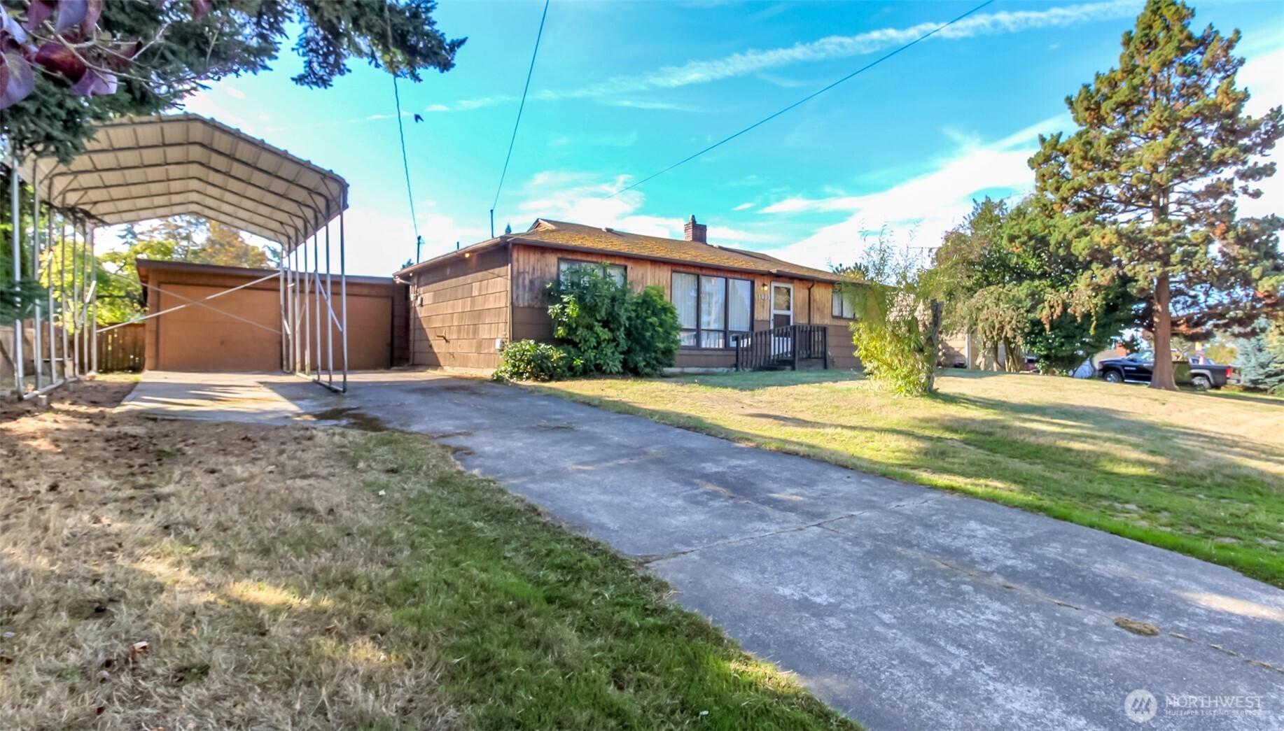 SEATTLE, Washington, 98146, United States, 3 Bedrooms Bedrooms, ,2 BathroomsBathrooms,Residential,For Sale,1969203