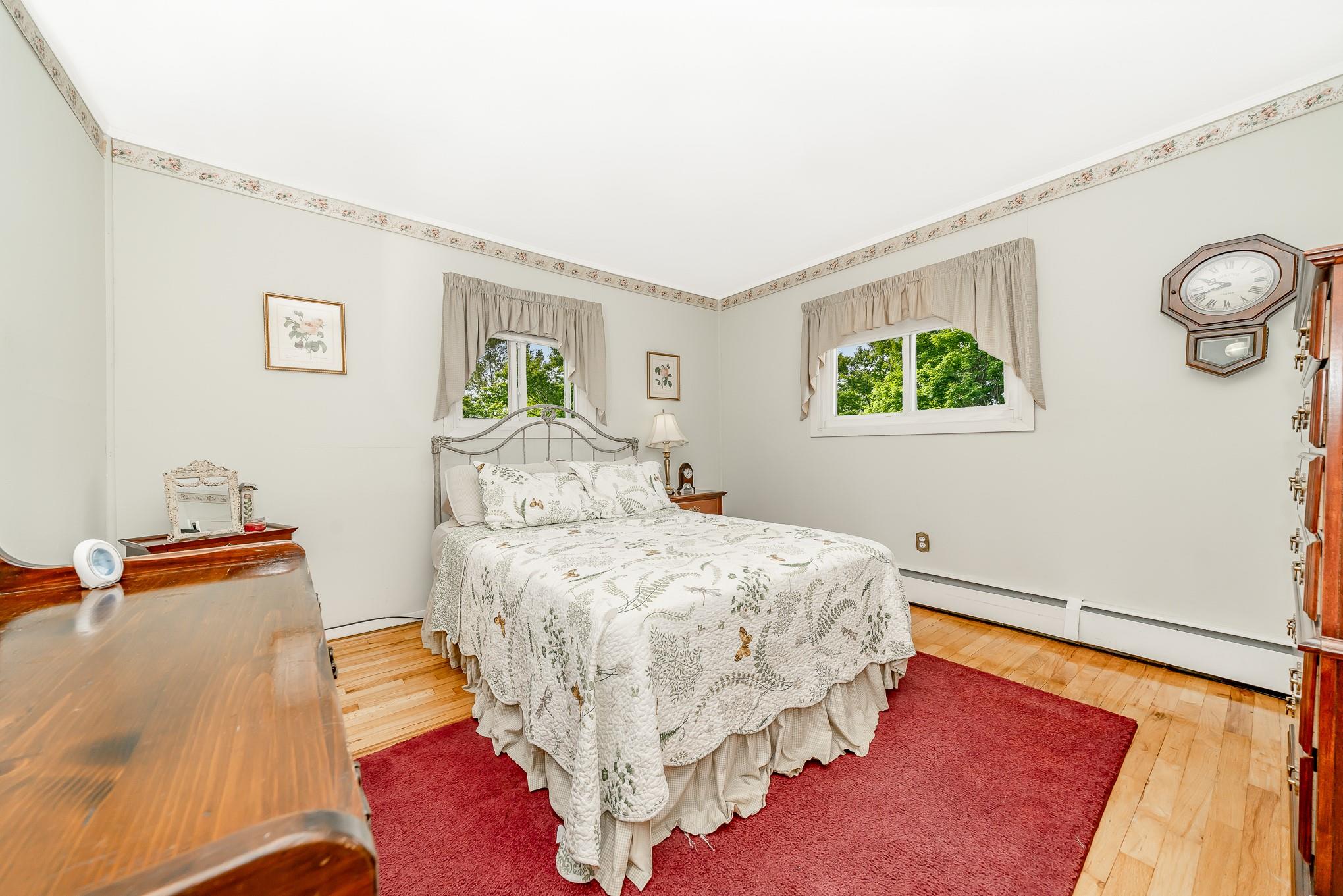 Massapequa, New York, 11758, United States, 4 Bedrooms Bedrooms, ,2 BathroomsBathrooms,Residential,For Sale,1904411