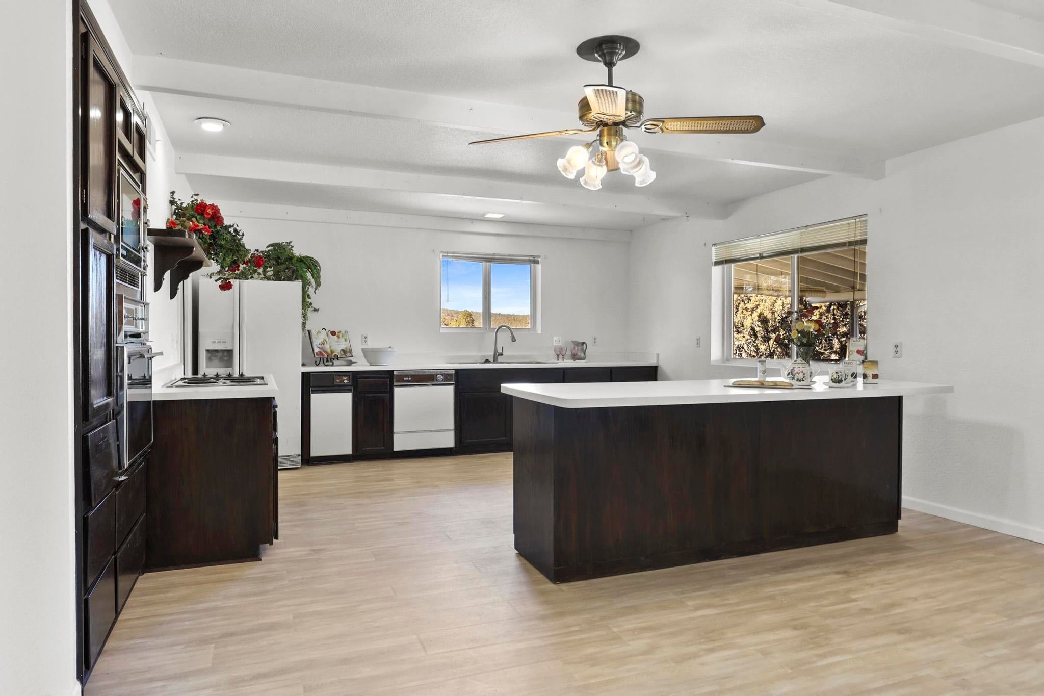 Payson, Arizona, 85541, United States, 2 Bedrooms Bedrooms, ,2 BathroomsBathrooms,Residential,For Sale,1691661