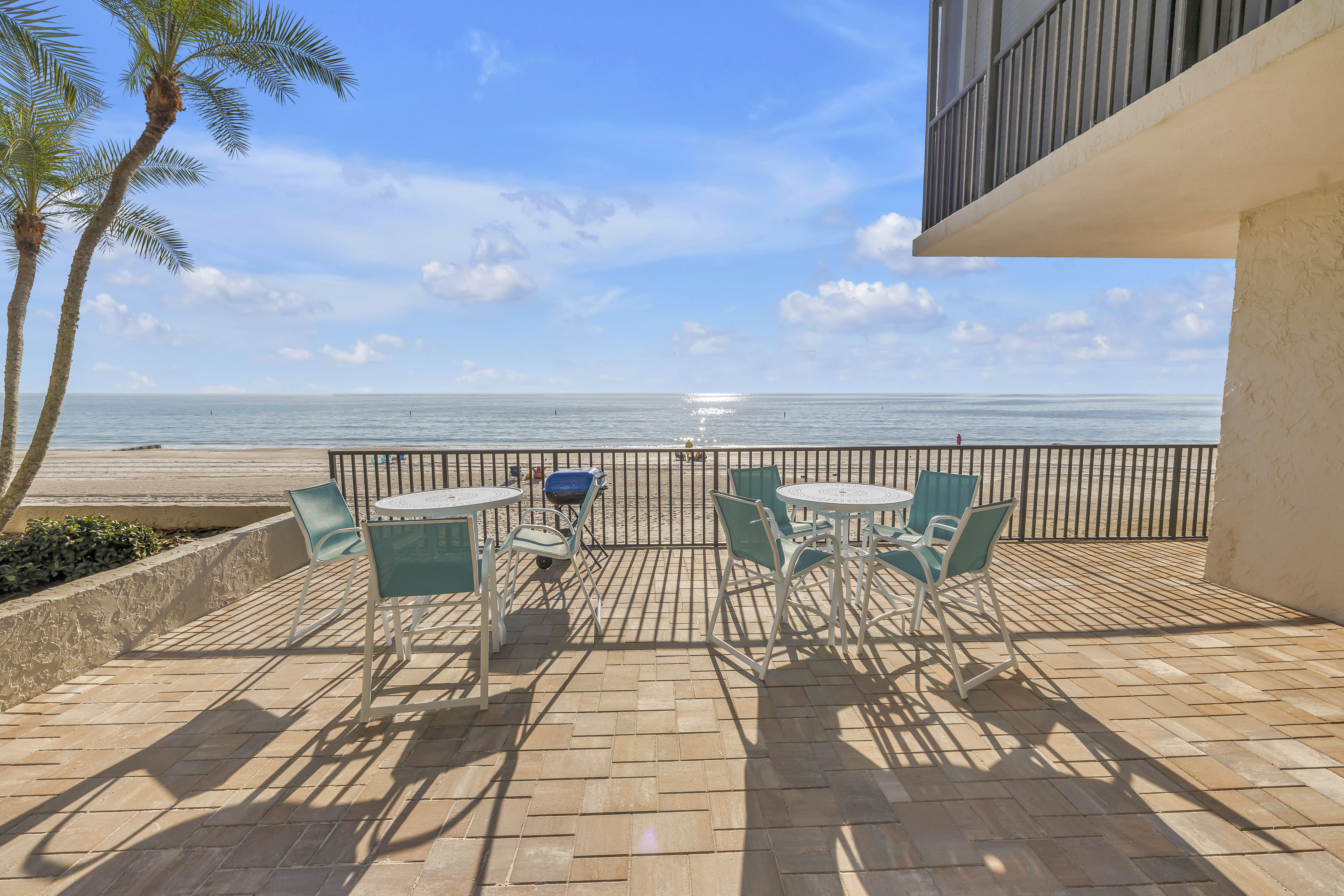 Madeira Beach, Florida, 33708, United States, 3 Bedrooms Bedrooms, ,2 BathroomsBathrooms,Residential,For Sale,2008549