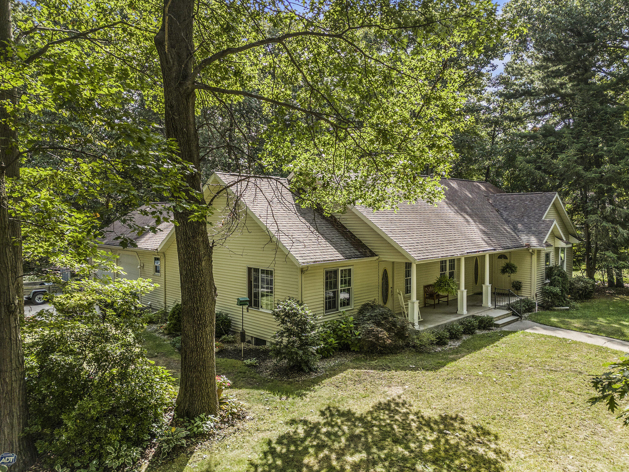 Grand Haven, Michigan, 49417, United States, 5 Bedrooms Bedrooms, ,5 BathroomsBathrooms,Residential,For Sale,1940332