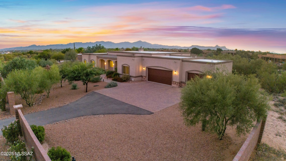 Oro Valley, Arizona, 85742, United States, 4 Bedrooms Bedrooms, ,4 BathroomsBathrooms,Residential,For Sale,1978963