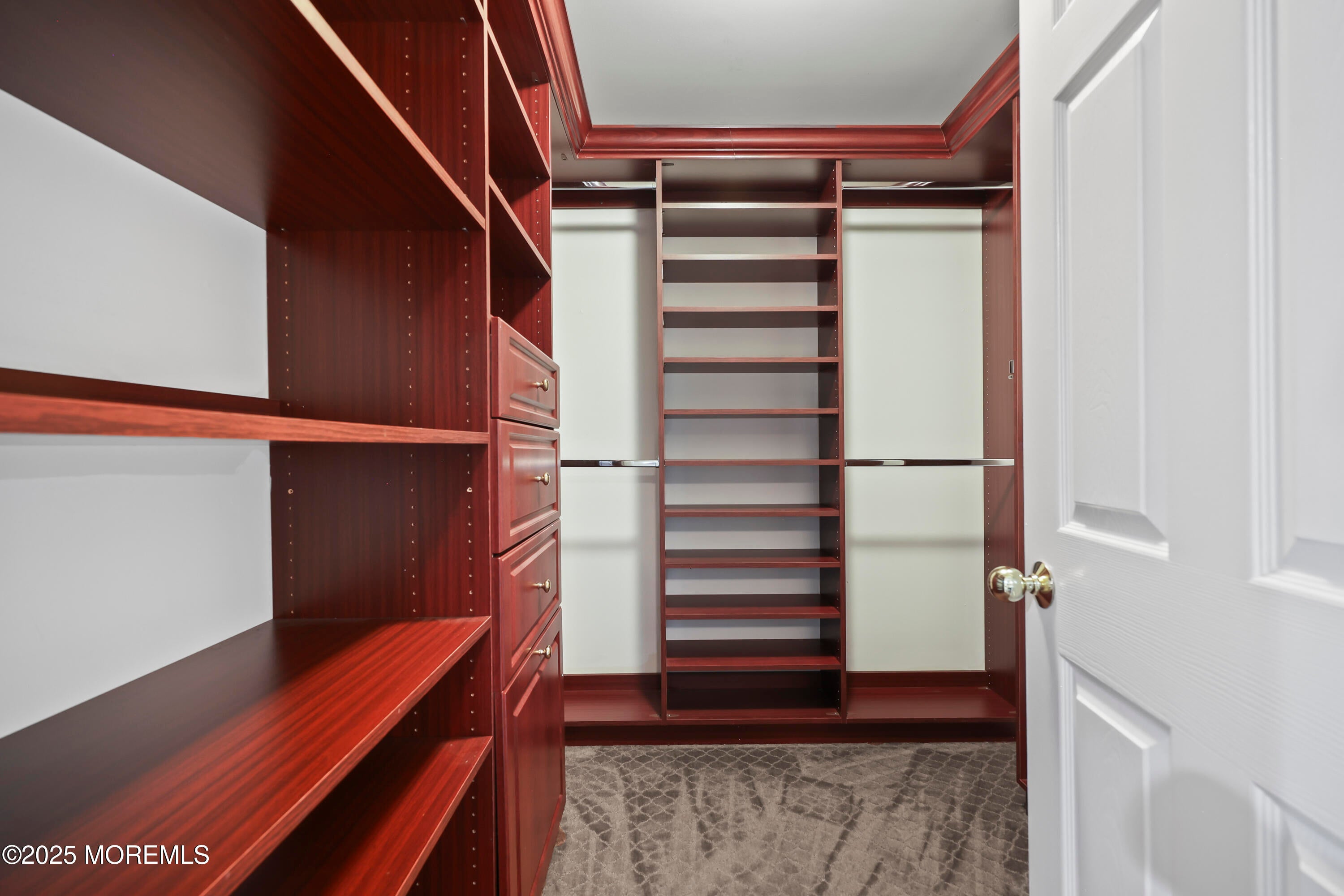 Freehold, New Jersey, 07728, United States, 5 Bedrooms Bedrooms, ,4 BathroomsBathrooms,Residential,For Sale,1983121