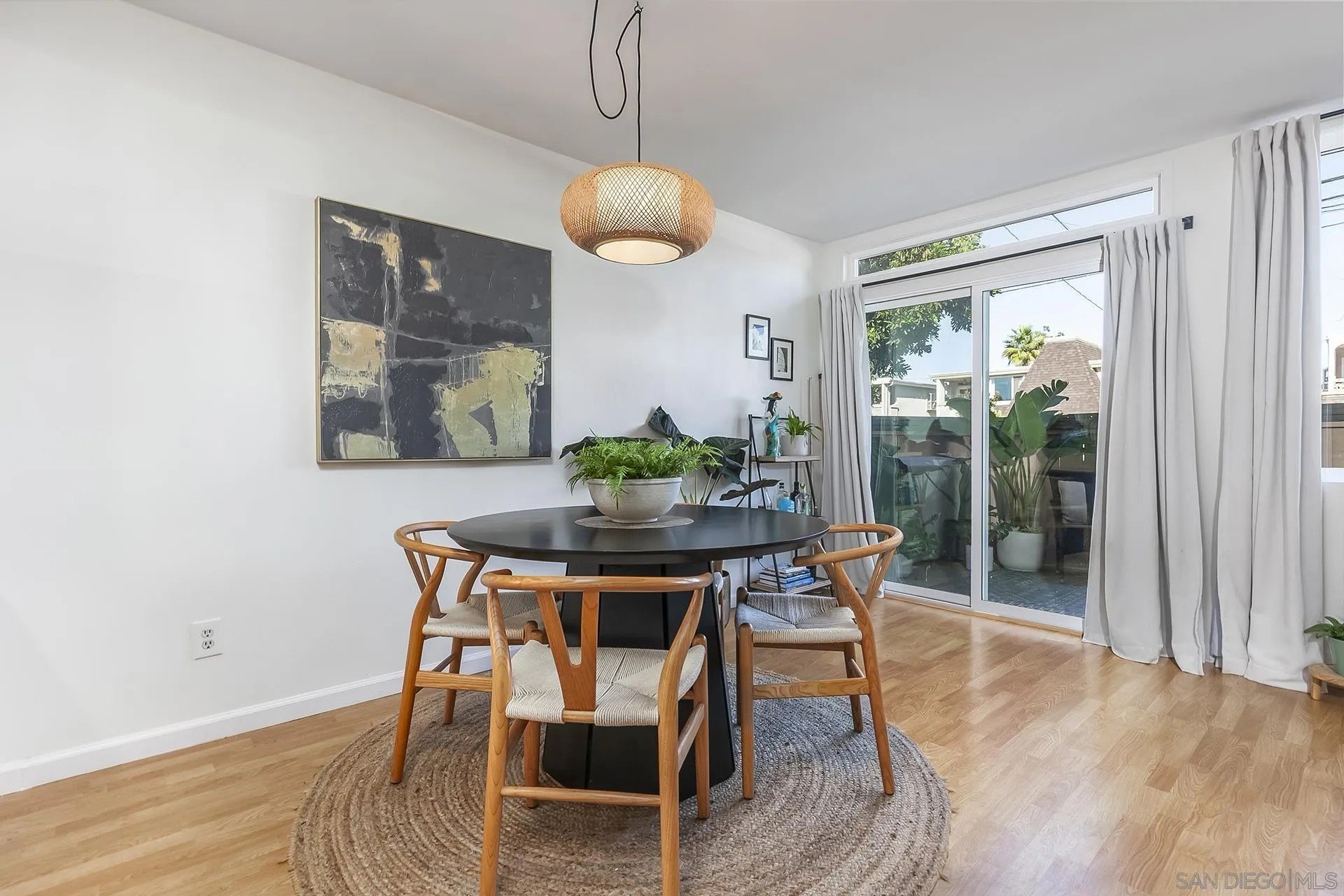 San Diego, California, 92110, United States, 1 Bedroom Bedrooms, ,1 BathroomBathrooms,Residential,For Sale,1999135