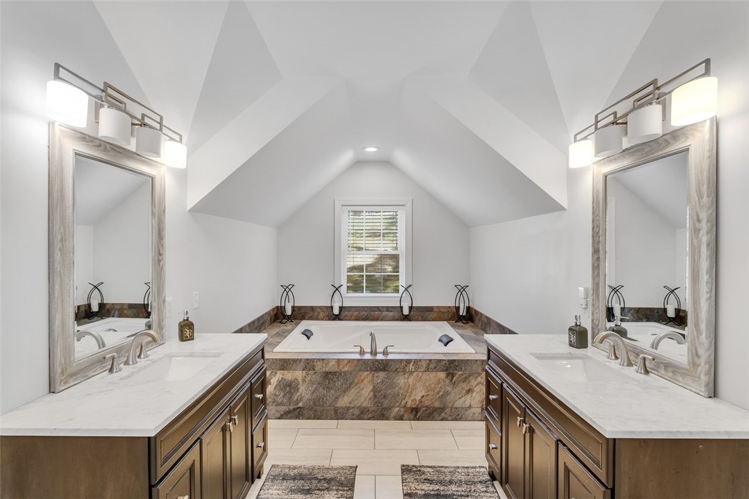 Green Twp, Pennsylvania, 15001, United States, 4 Bedrooms Bedrooms, ,4 BathroomsBathrooms,Residential,For Sale,1960549