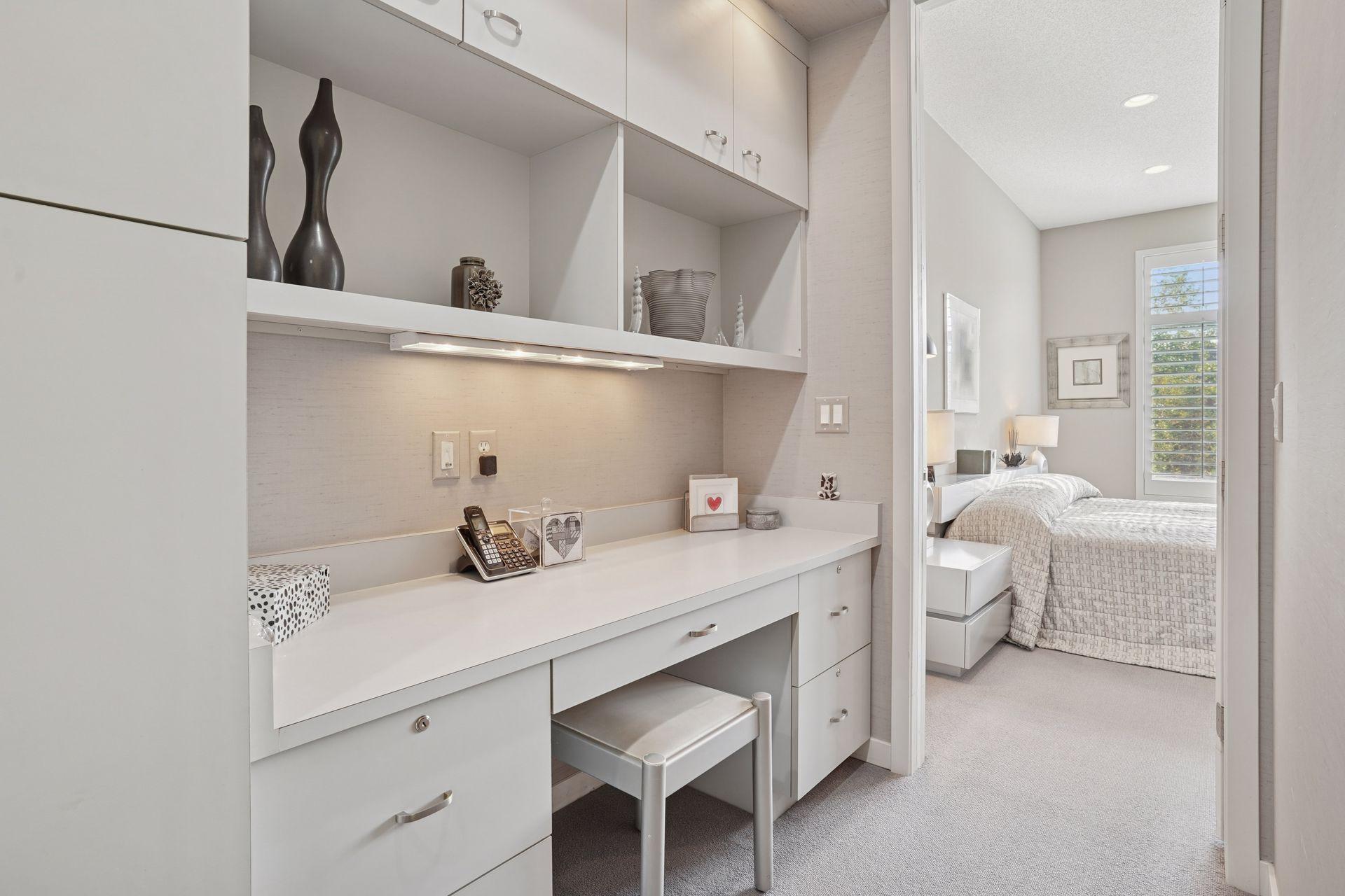 Lilydale, Minnesota, 55118, United States, 3 Bedrooms Bedrooms, ,3 BathroomsBathrooms,Residential,For Sale,1989452