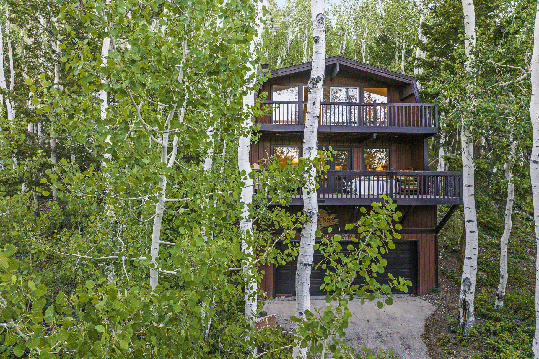  Fish Lake Two-Story Cabin with Views - 物件實景