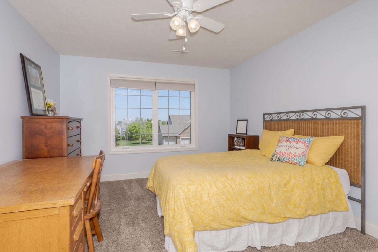 Bloomington, Illinois, 61705, United States, 5 Bedrooms Bedrooms, ,5 BathroomsBathrooms,Residential,For Sale,1817687