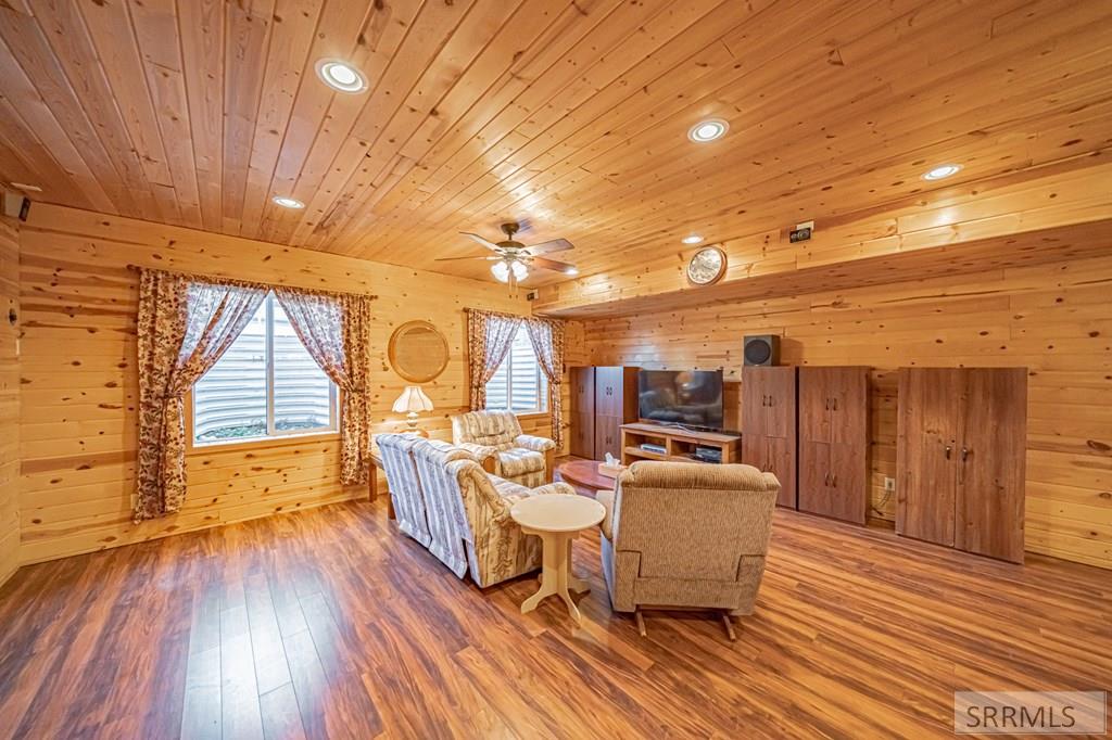 RIGBY, Idaho, 83442, United States, 5 Bedrooms Bedrooms, ,3 BathroomsBathrooms,Residential,For Sale,2007504