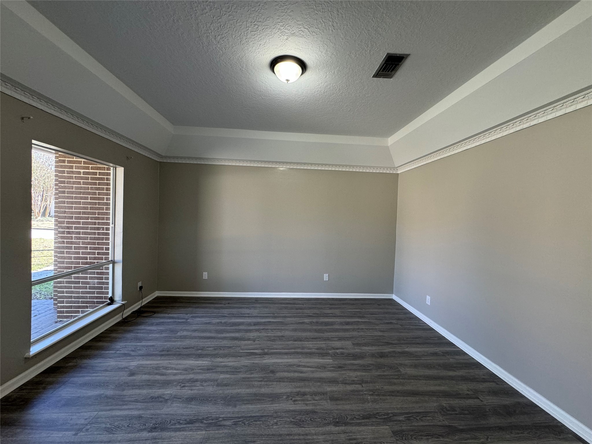 Conroe, Texas, 77304, United States, 12 Bedrooms Bedrooms, ,7 BathroomsBathrooms,Residential,For Sale,1976504