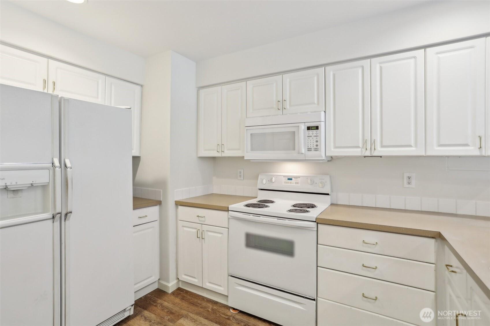 BOTHELL, Washington, 98021, United States, 3 Bedrooms Bedrooms, ,3 BathroomsBathrooms,Residential,For Sale,1875134