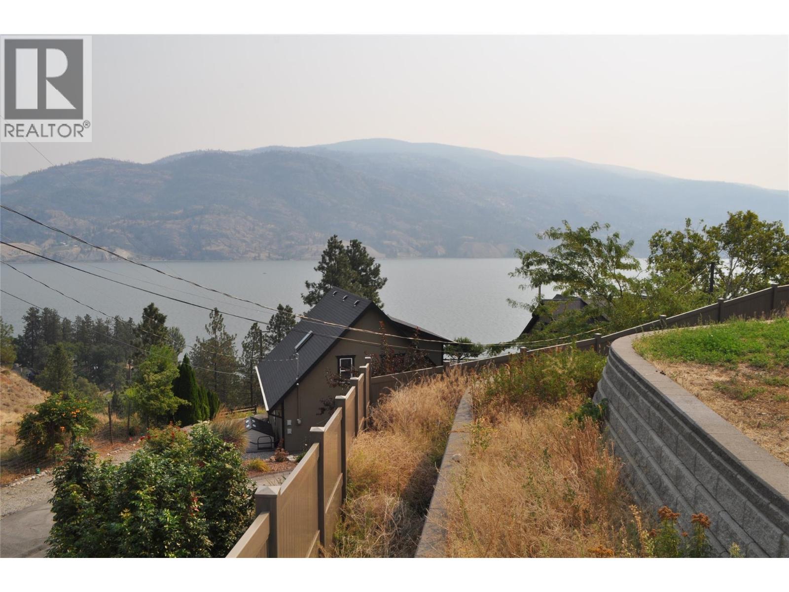 KALEDEN, British Columbia, V0H 1K0, CA, 1 Bedroom Bedrooms, ,1 BathroomBathrooms,Residential,For Sale,1948782