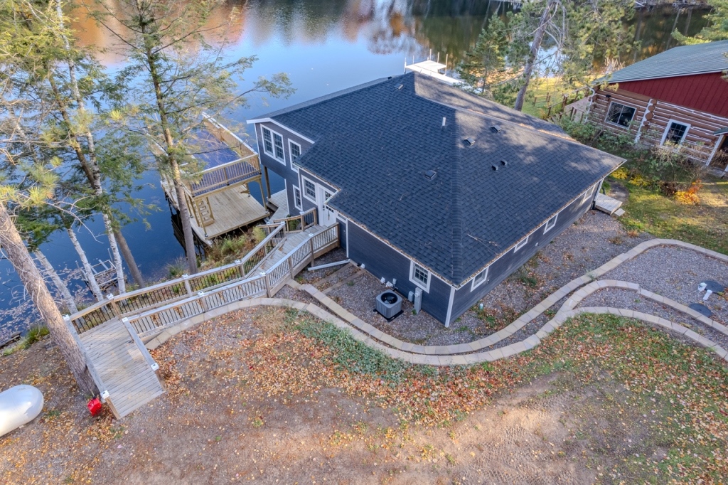 Gleason, Wisconsin, 54435, United States, 4 Bedrooms Bedrooms, ,3 BathroomsBathrooms,Residential,For Sale,1998111