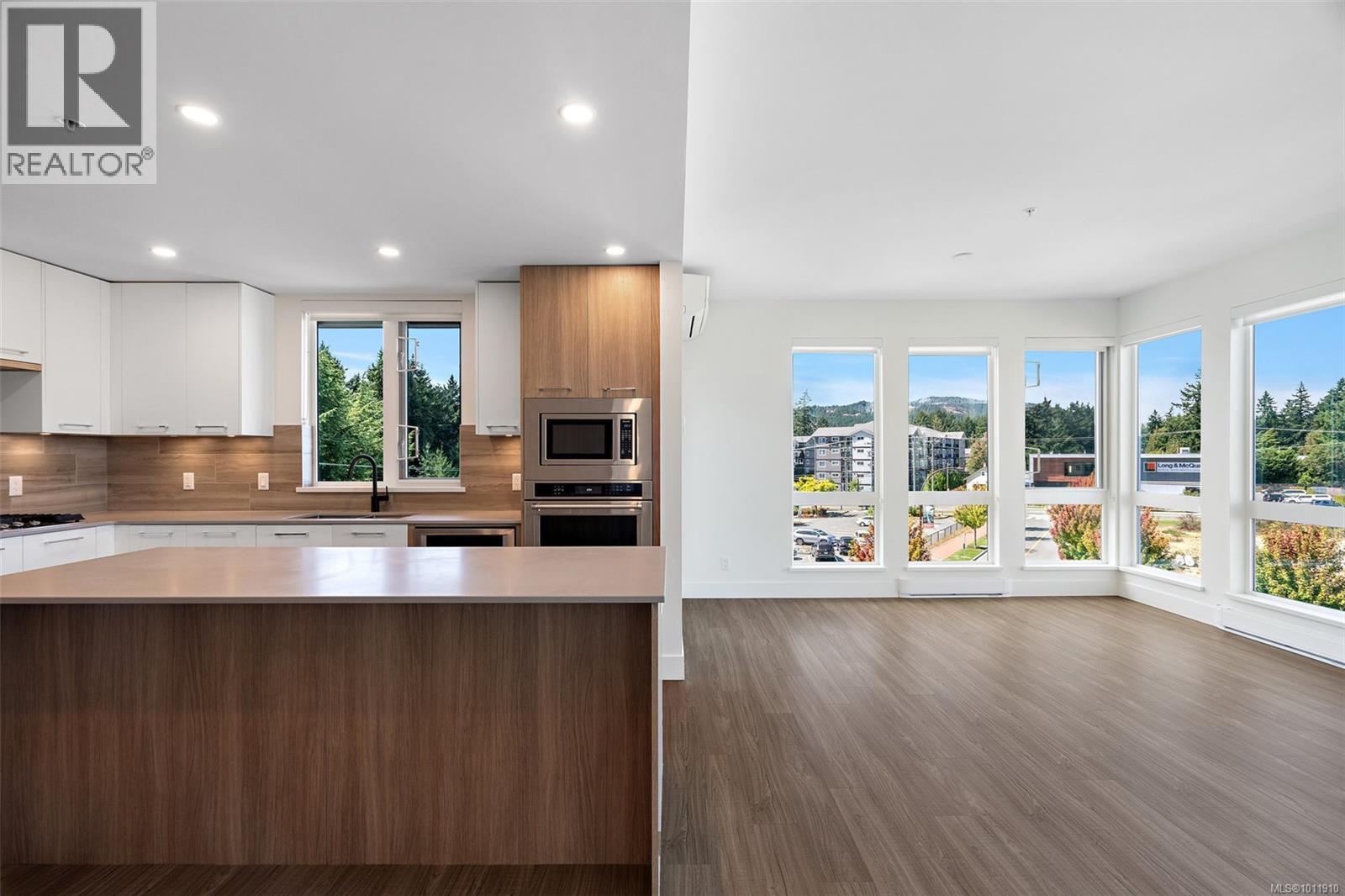 LANGFORD, British Columbia, V9B 0W5, CA, 3 Bedrooms Bedrooms, ,2 BathroomsBathrooms,Residential,For Sale,1947990