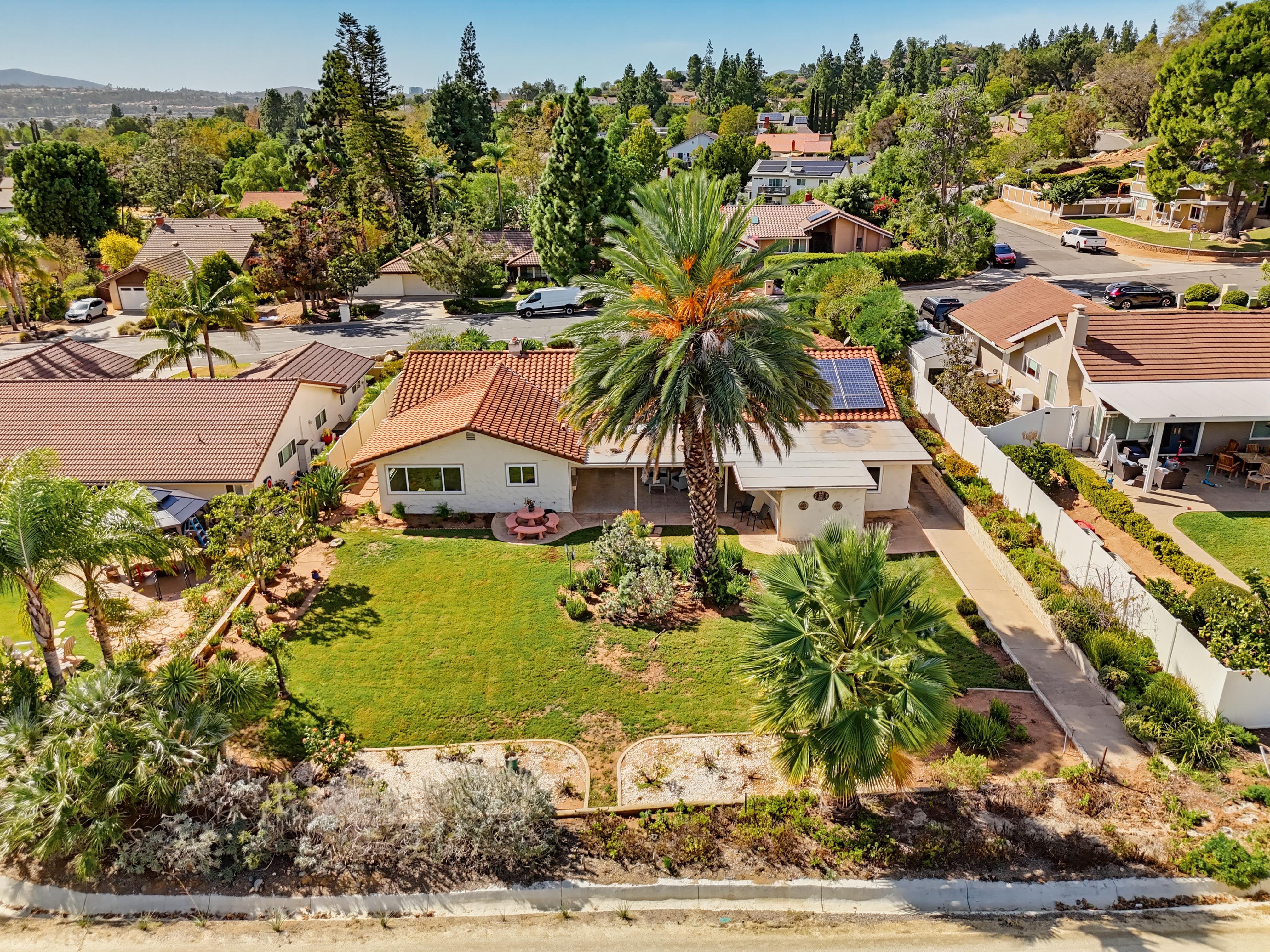  17253 Saint Andrews Drive, Poway, CA 92064 - 物件實景