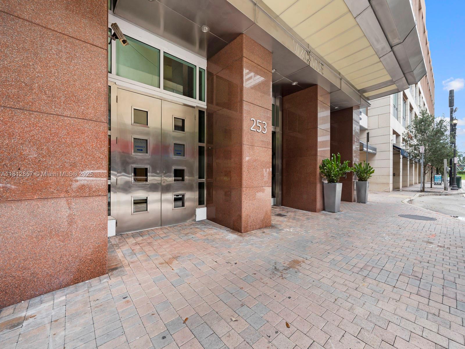Miami, Florida, 33132, United States, 2 Bedrooms Bedrooms, ,2 BathroomsBathrooms,Residential,For Sale,1838941